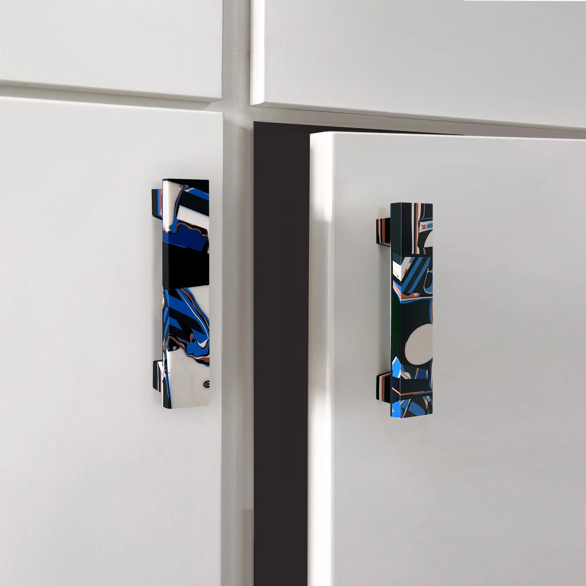 Lemur_Cabinet Pull_5x1.25x1_Product_Enviro_1_web.jpg