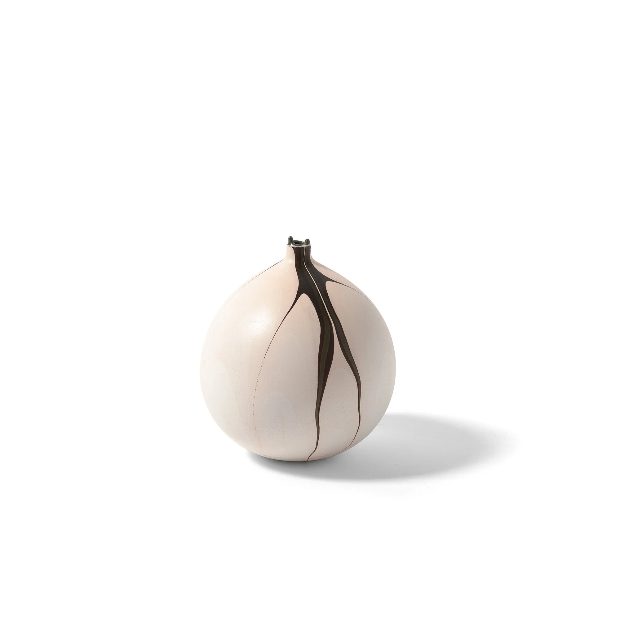 Thames Vase_1_web.jpg