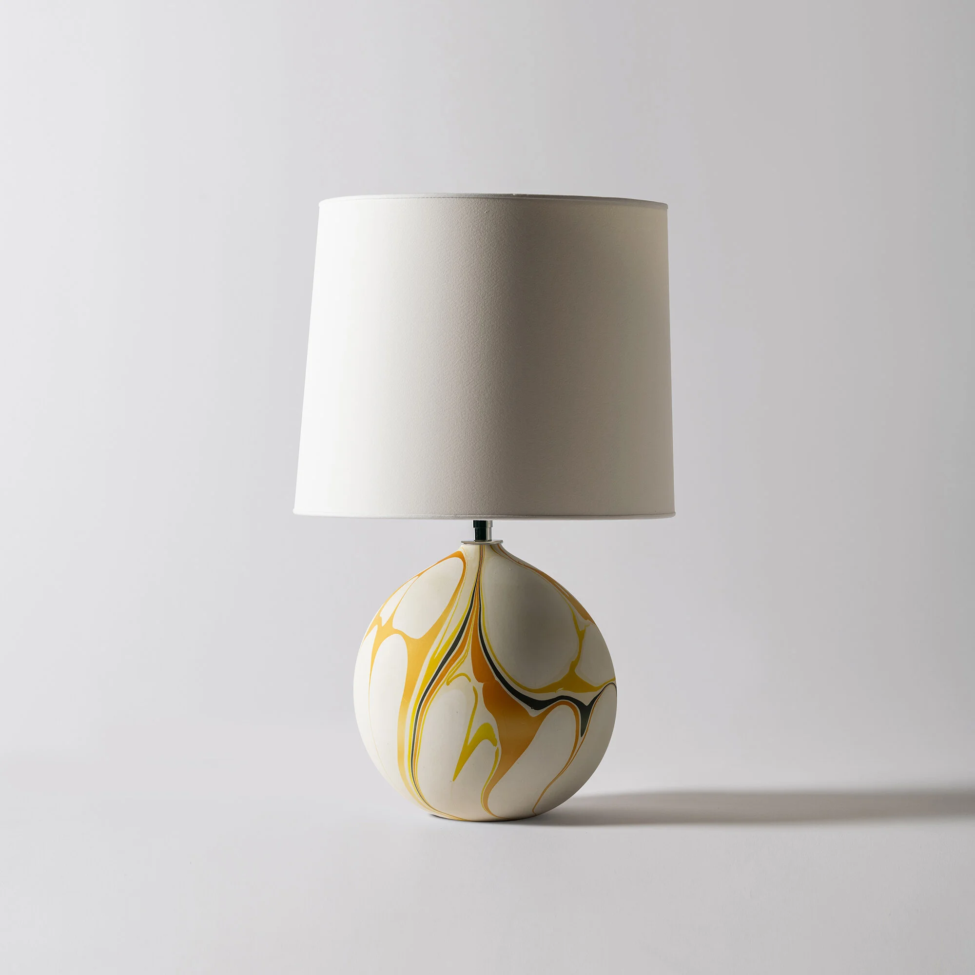 Hydro Lamp_Rhae_1_web.jpg