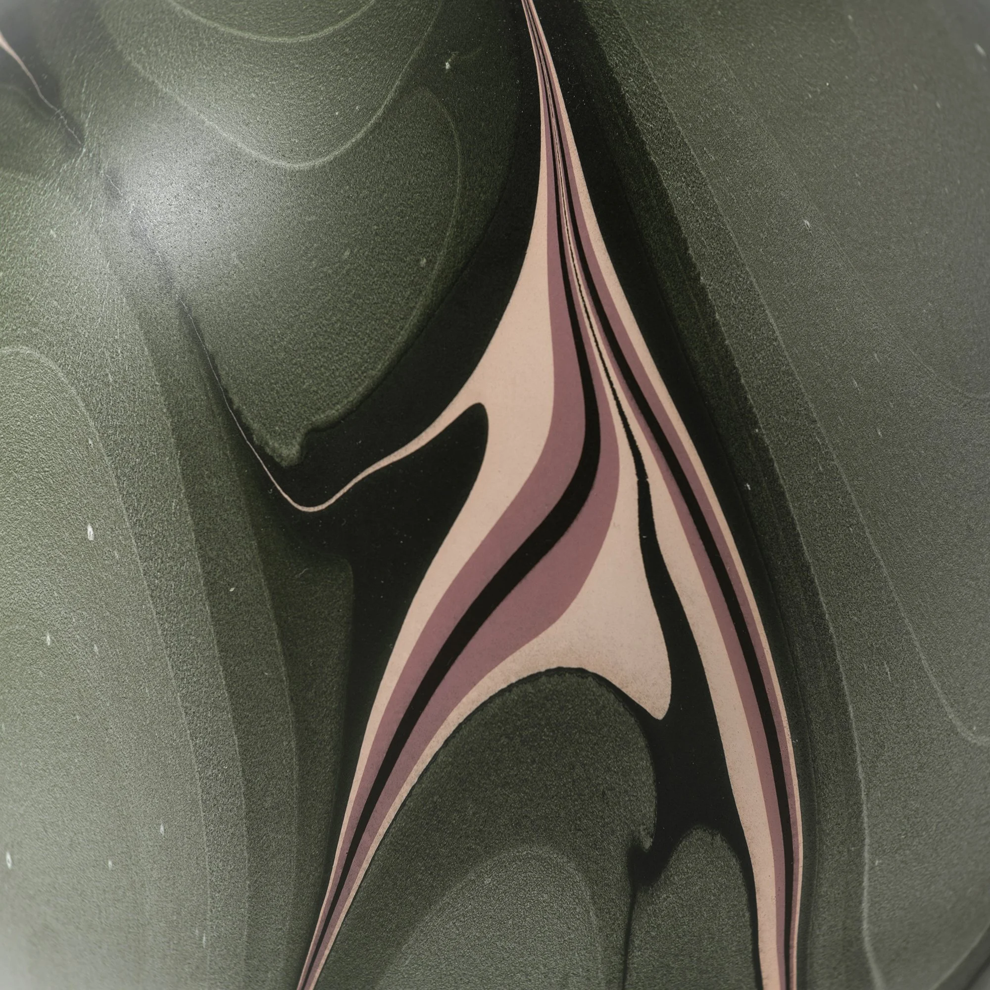 Paru Vase_2_web.jpg