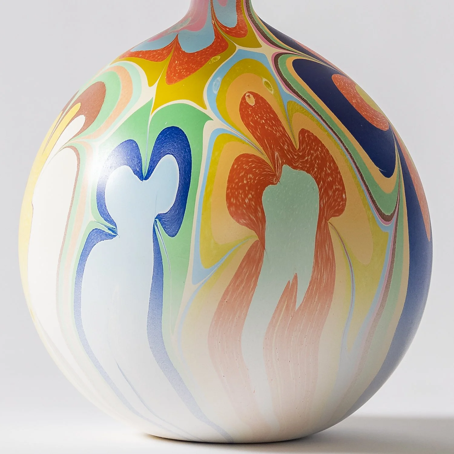 Lighting Collection_Hydro Flora_Colorway_Dahlia.jpg