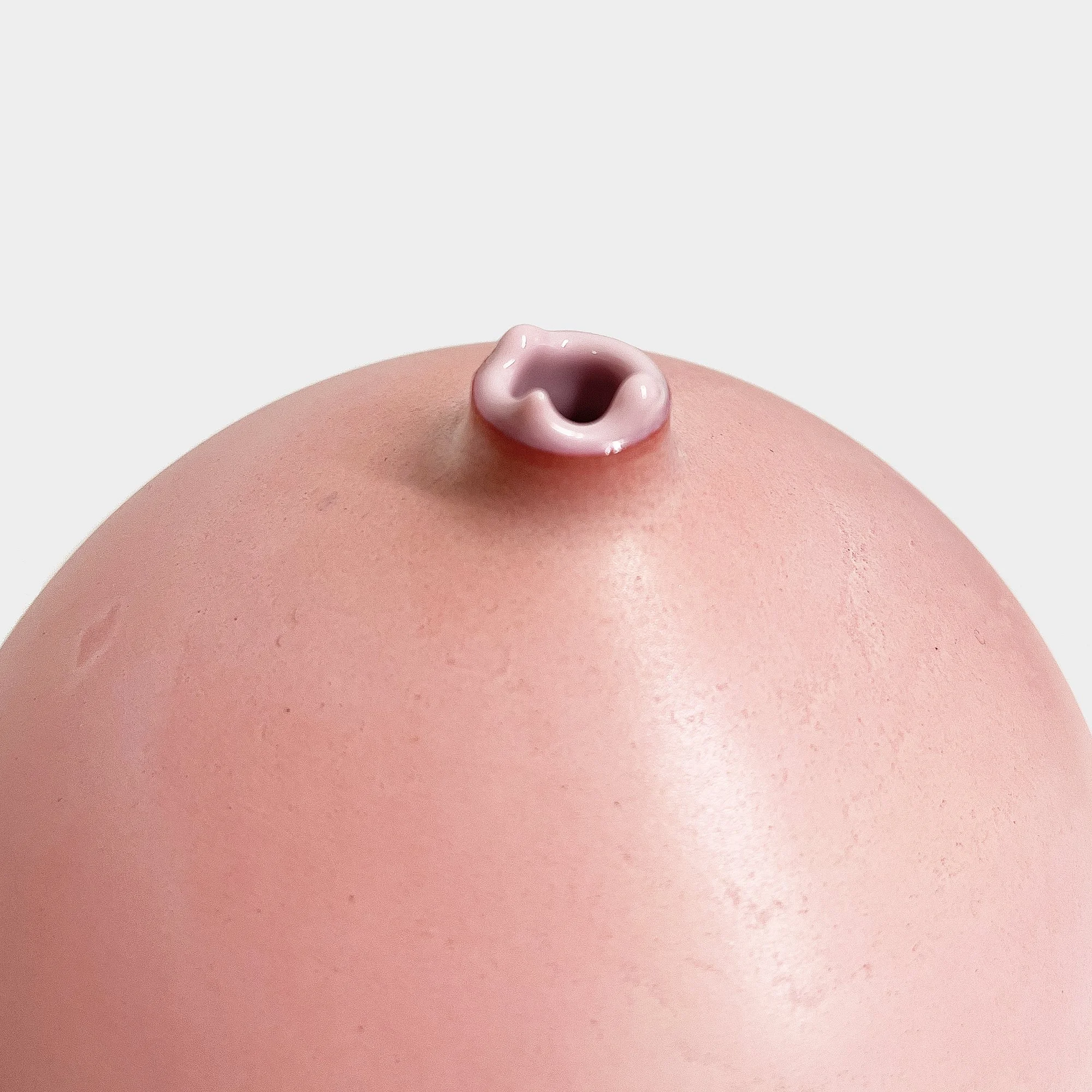 Small vase_Pink Ombre_2_web.jpg