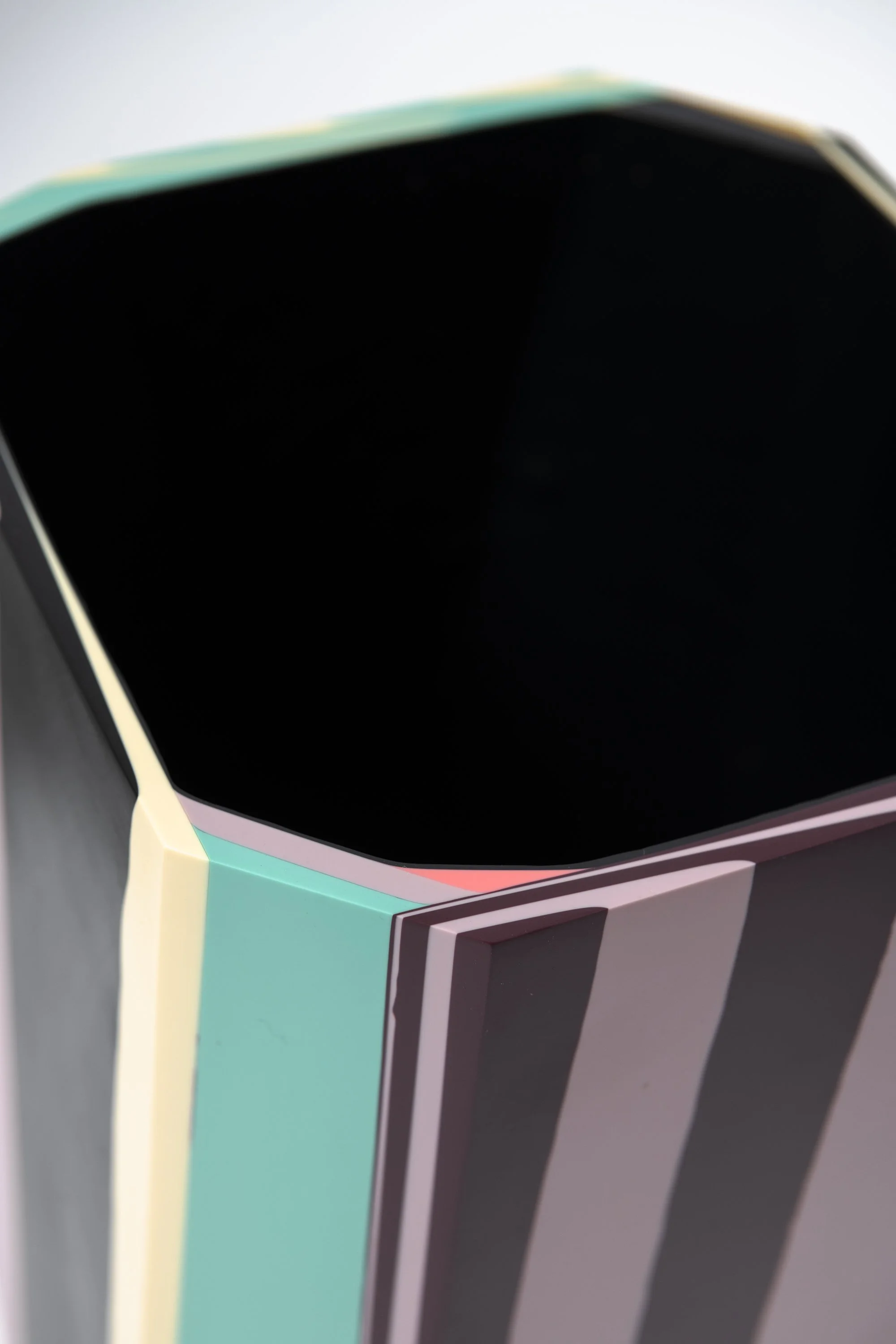Puglia Vase_6_web.jpg