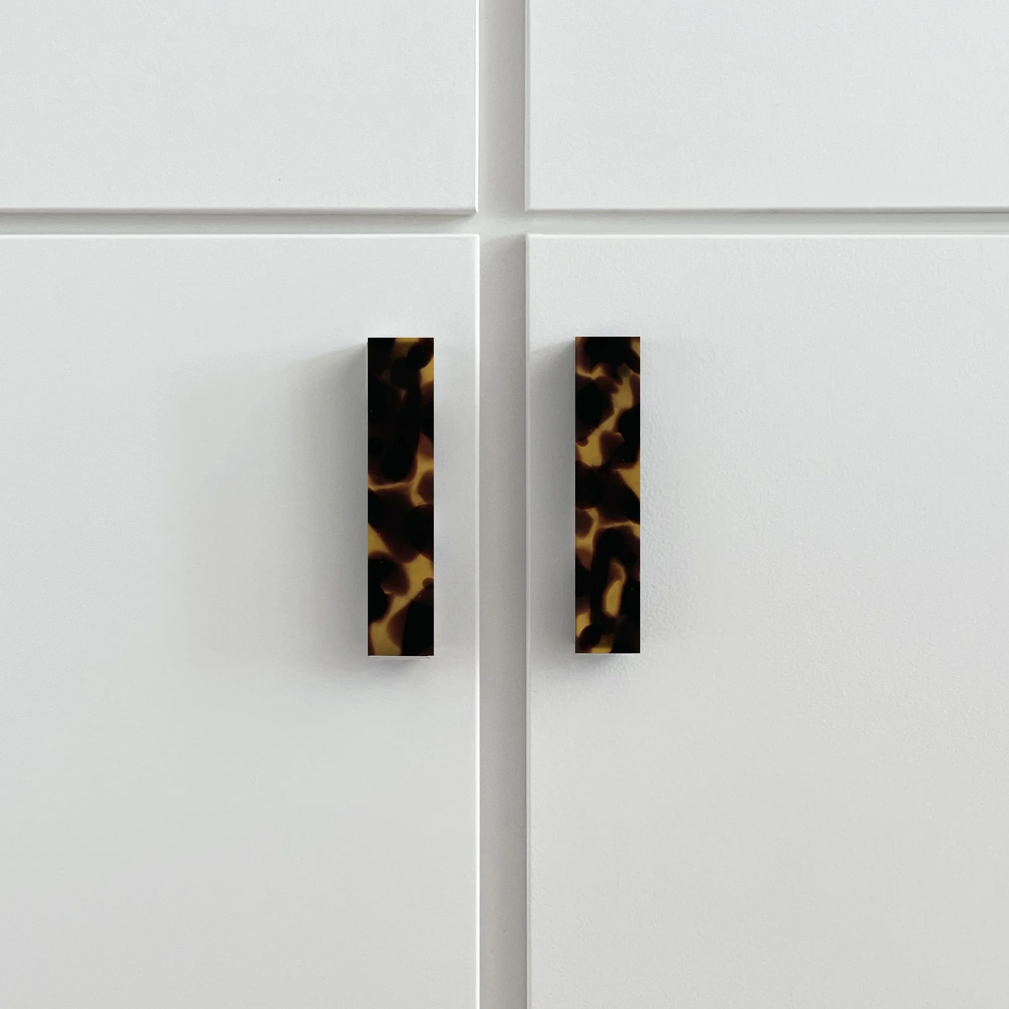 Tortoise_Handle_Vertical_Product_2_web.jpg