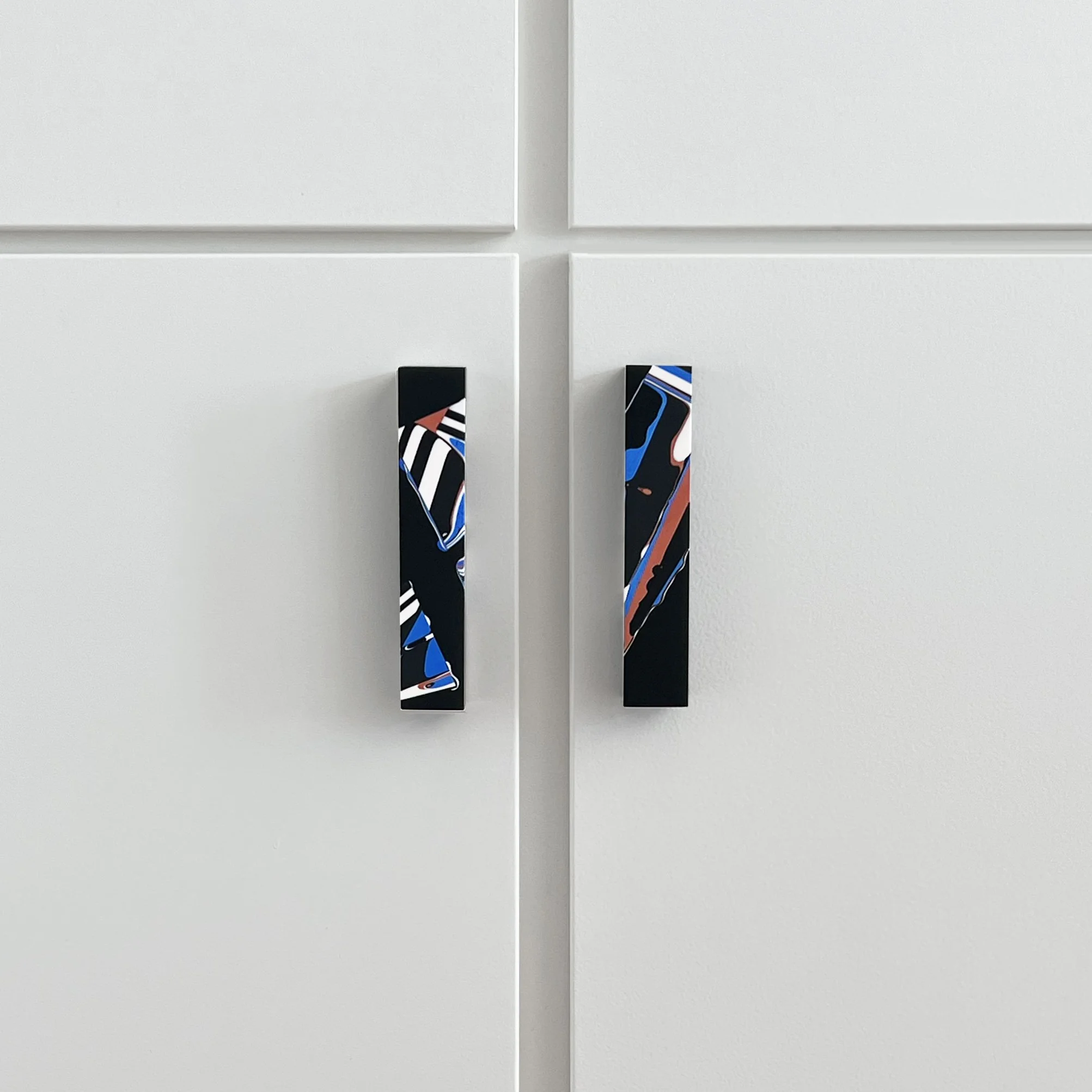 Lemur_Cabinet Pull_5x1.25x1_Enviro_1_web.jpg