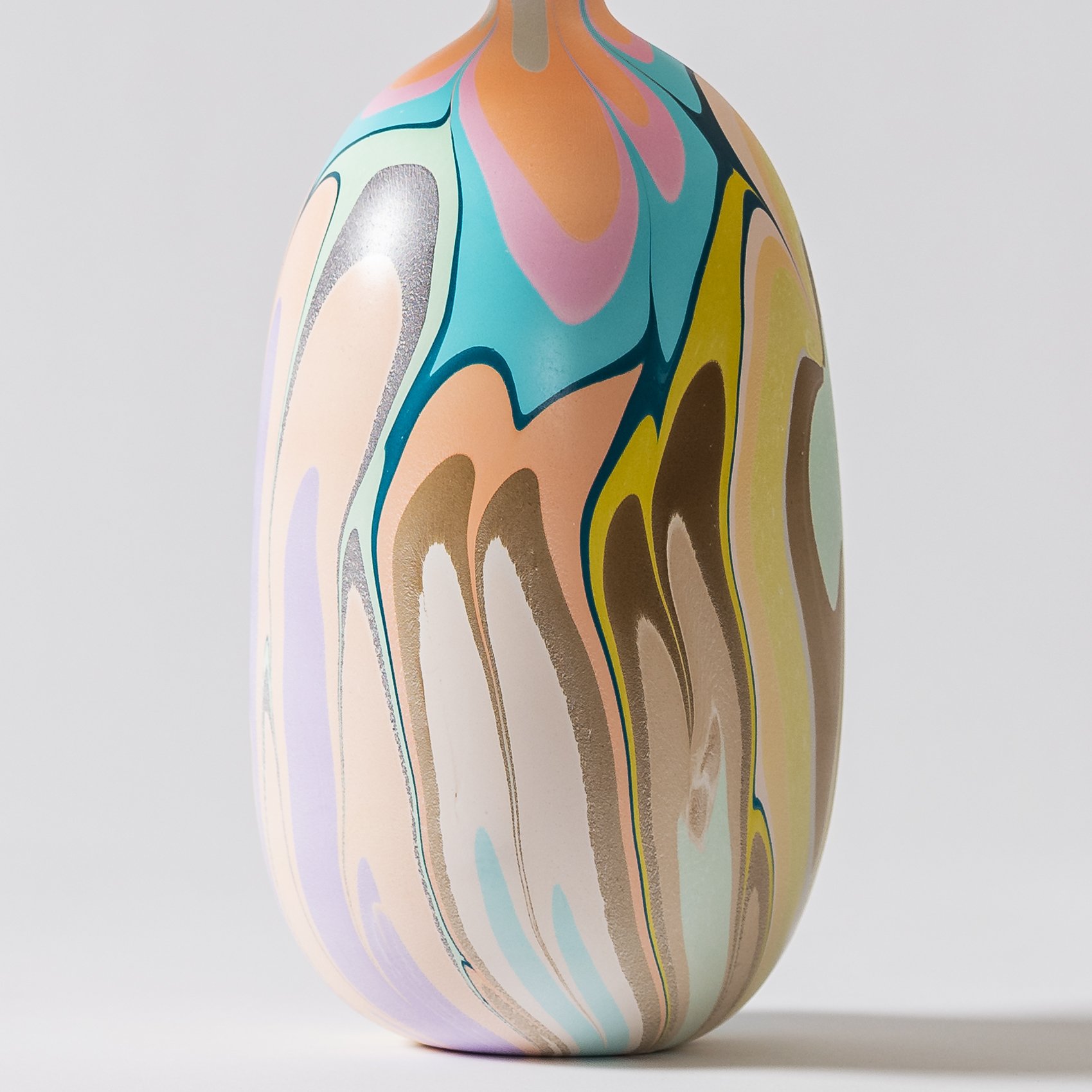 Lighting Collection_Hydro Flora_Colorway_Hibiscus.jpg