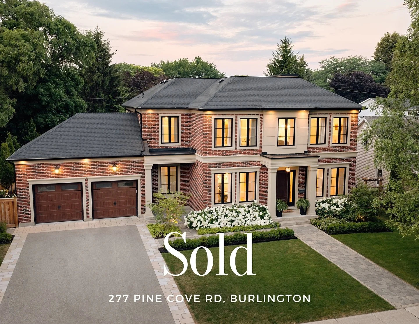 ✨Sold✨

No surprise here, this stunning Roseland home was barely on the market for 2 weeks before it was scooped up!

A HUGE congrats to our Sellers and a big thank you for trusting me with the sale of your home. Selling a home is always bittersweet,