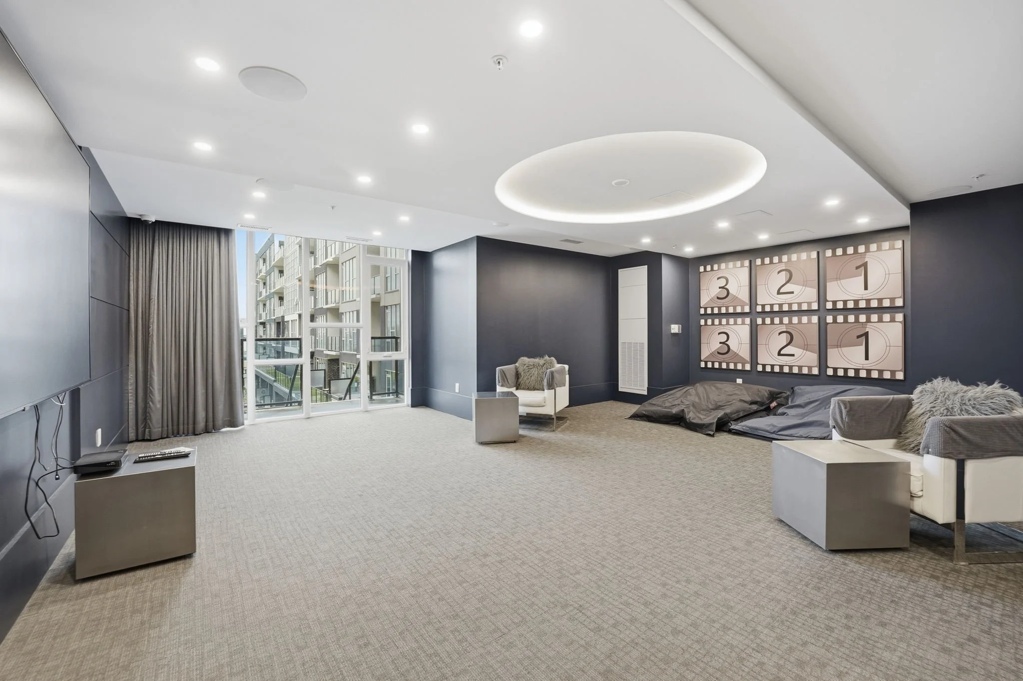 25-web-or-mls-642_-_16_Condord_Place_Grimsby_020.jpg