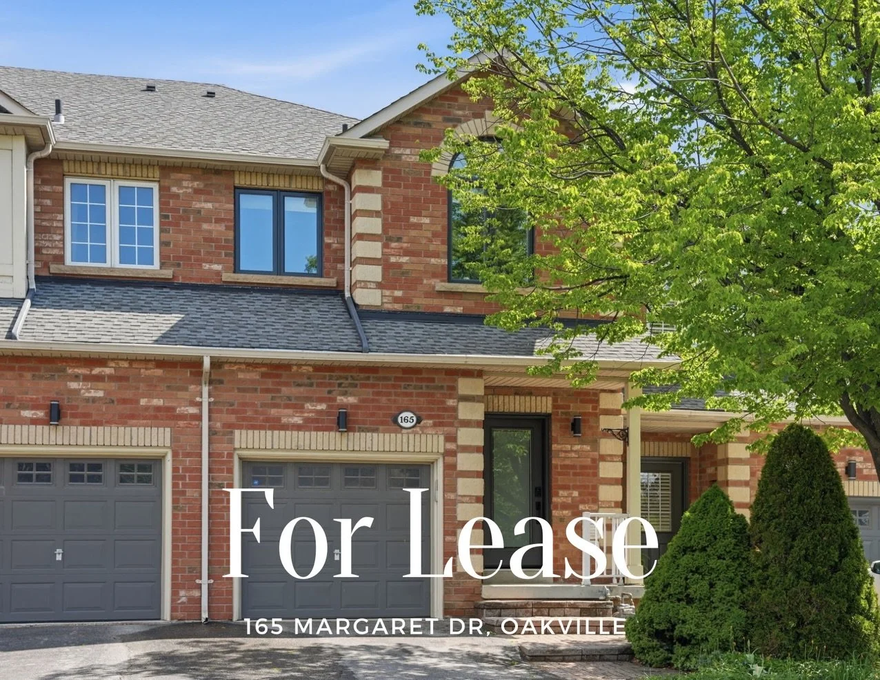✨ FOR LEASE IN OAKVILLE ✨ Welcome to 165 Margaret Drive. A bright, spacious, move-in ready freehold townhome in one of Oakville&rsquo;s most desirable locations.

Featuring 3 bedrooms, 3 bathrooms, and a beautifully designed open concept layout, this