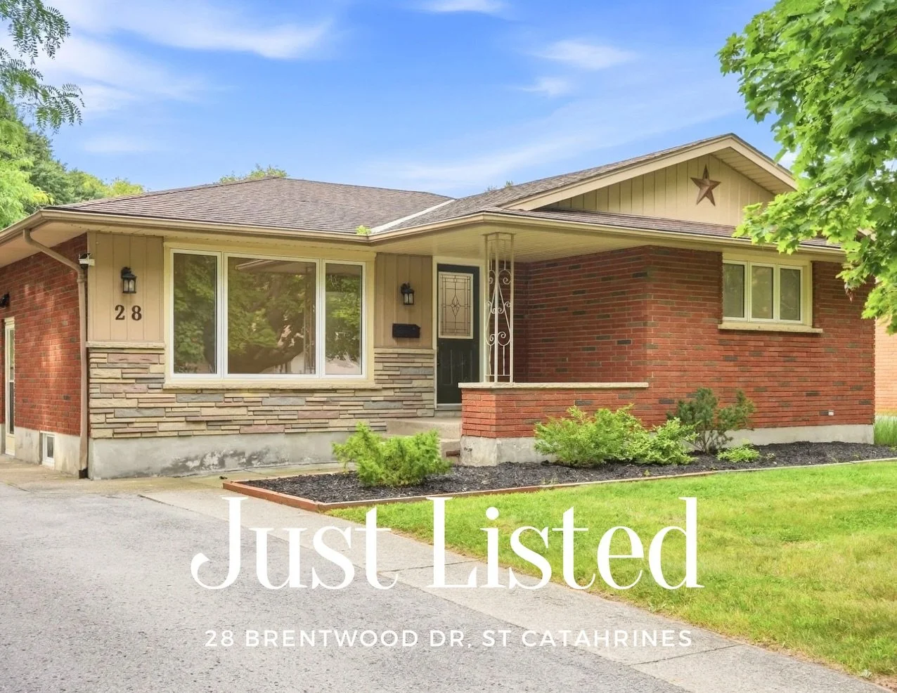 ✨JUST LISTED ✨ A big yard, a great neighbourhood and plenty of room to make a home your own.

Located on a large corner lot in St. Catharines&rsquo; sought after North End, this 3+1 bedroom bungalow offers so much space both inside and out. The fully