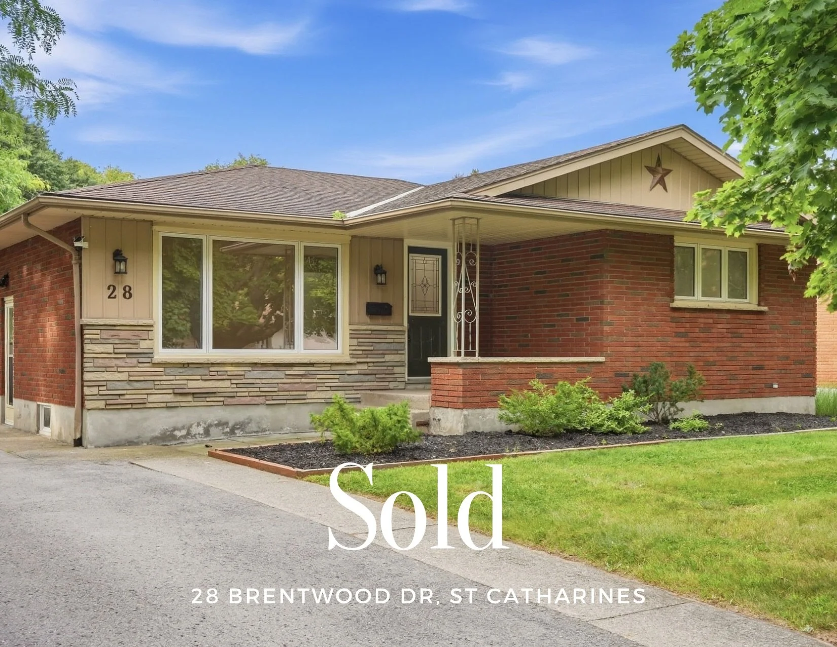 1 day. 1 showing. 1 offer. SOLD. 🏡

28 Brentwood didn&rsquo;t need much time on the market.

Although this home had been used as a rental property, you would never know it from the way it was cared for. 

My sellers took such pride in the home and p