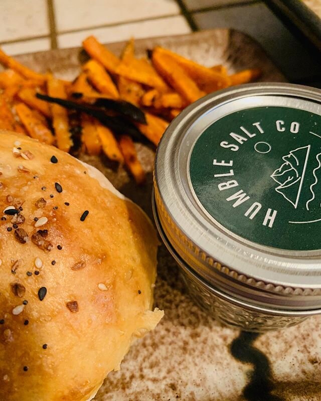 Burgers made better with Humble Salt!
.
.
Check out the new container options on the website and use SALTY at check out for 10% off!