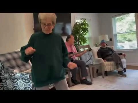 Guitarist, Dean Snellback gets the residents on their feet at Long Hill Home!