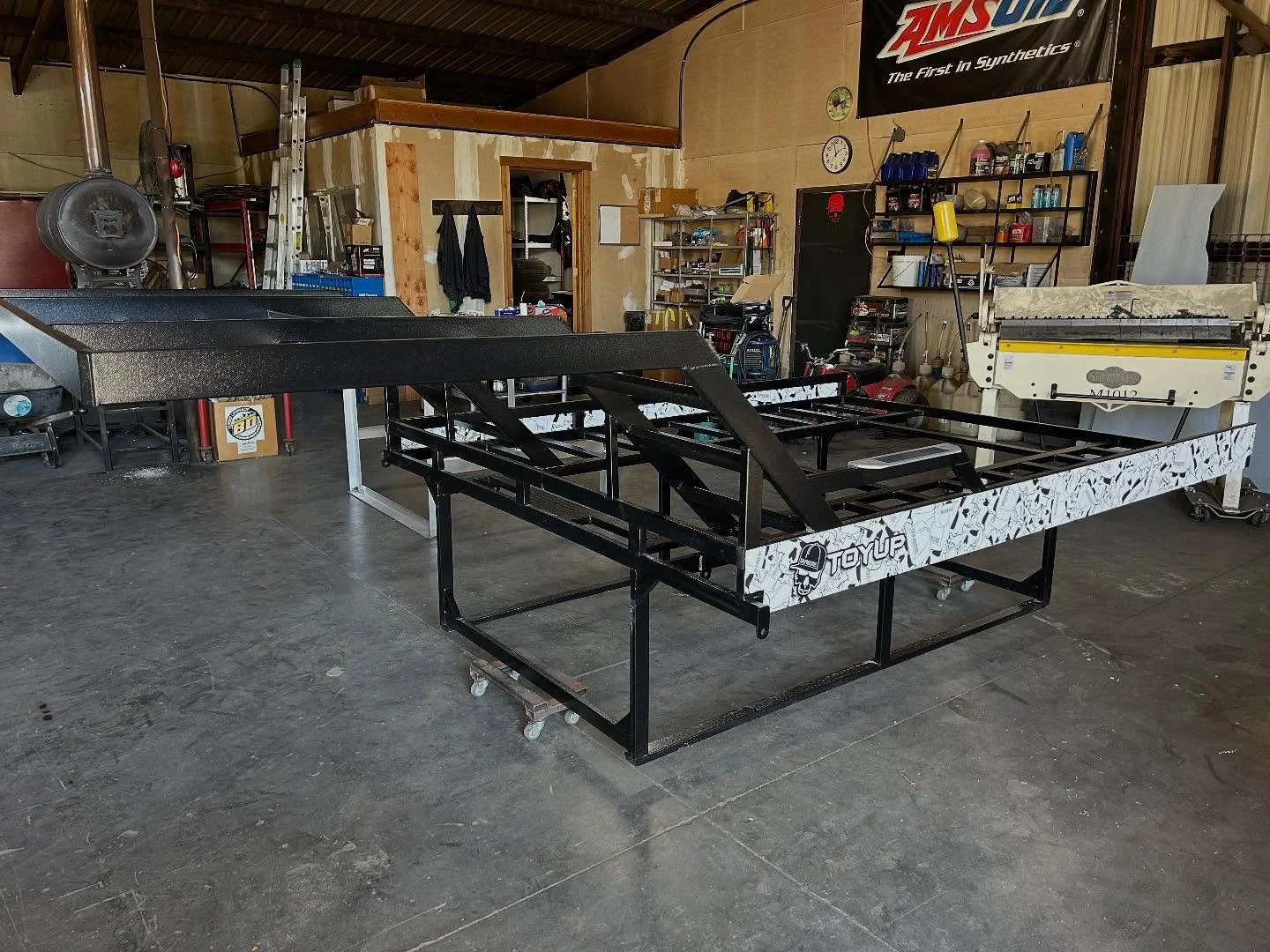 🔥FOR SALE🔥 brand new #toyupindustries long bed #caboverutvdeck with our max option, fits up to 80&rdquo; width, 135&rdquo; wheelbase utv&rsquo;s and all 8&rsquo; pickup beds😎 dm for a smoking deal 💰#toyupcrew🇺🇸