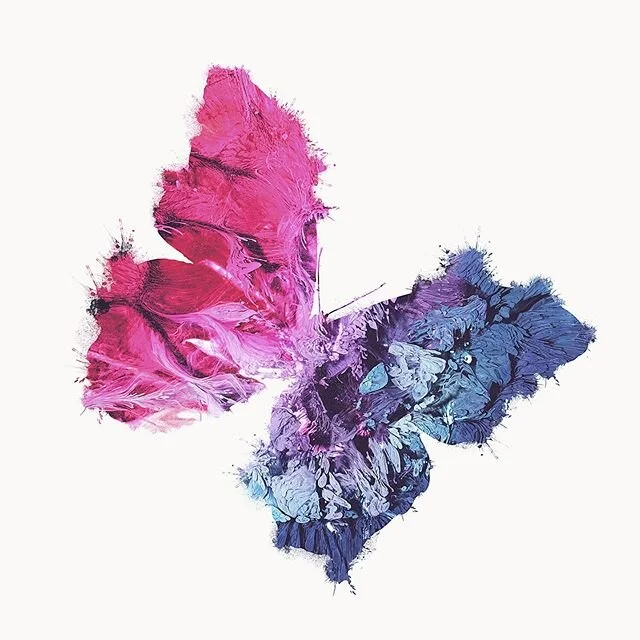 Collaboration always transforms art into something more beautiful. 😍

These prints created with @ingapae are available through the link in my bio. ❤️