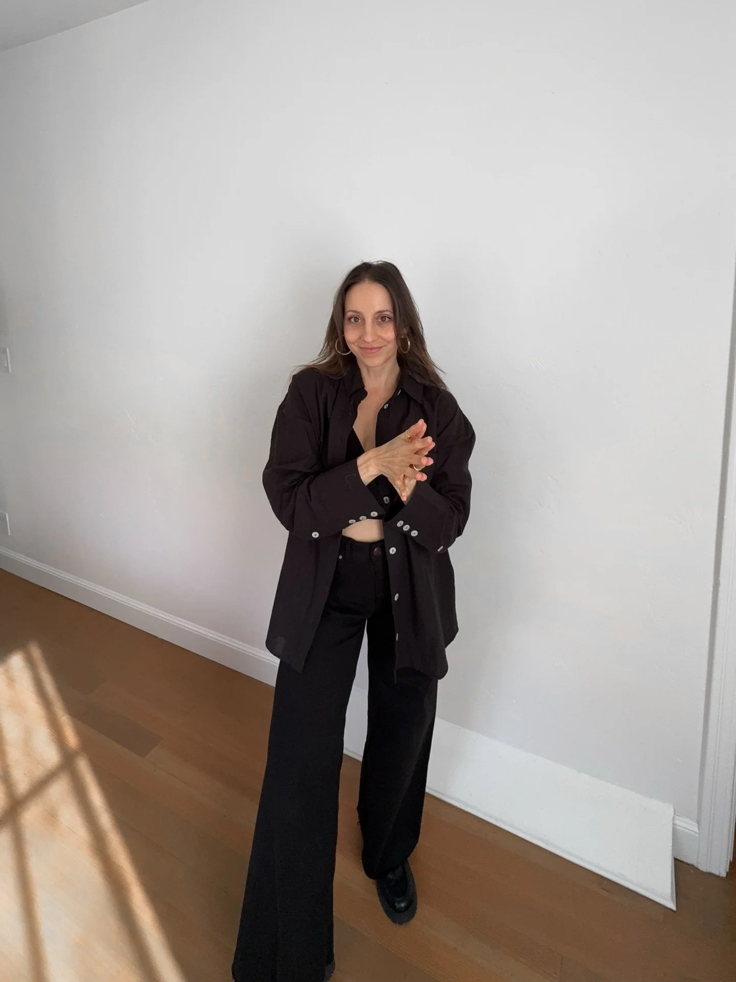 If All the Stars Go Dark launch event! ★,&rsquo;-

Thank you THANK YOU to everyone who came, to @author_t_a_chan for moderating, and to @banterbookshop for hosting. I&rsquo;m so grateful that I get to write books, that you read them, that you care. T