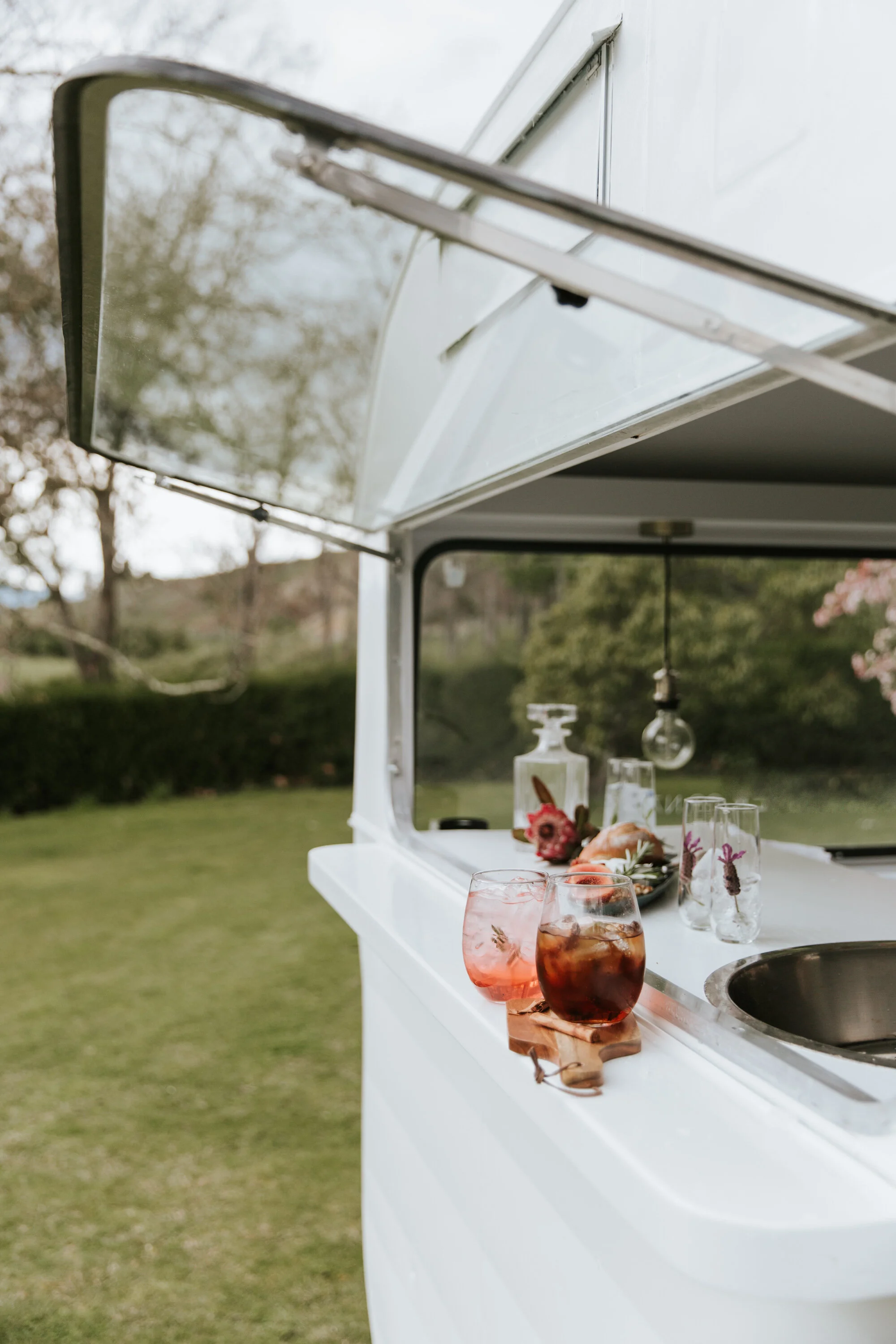 SIP mobile bar / Blenheim / Marlborough / Mobile Bar hire / 