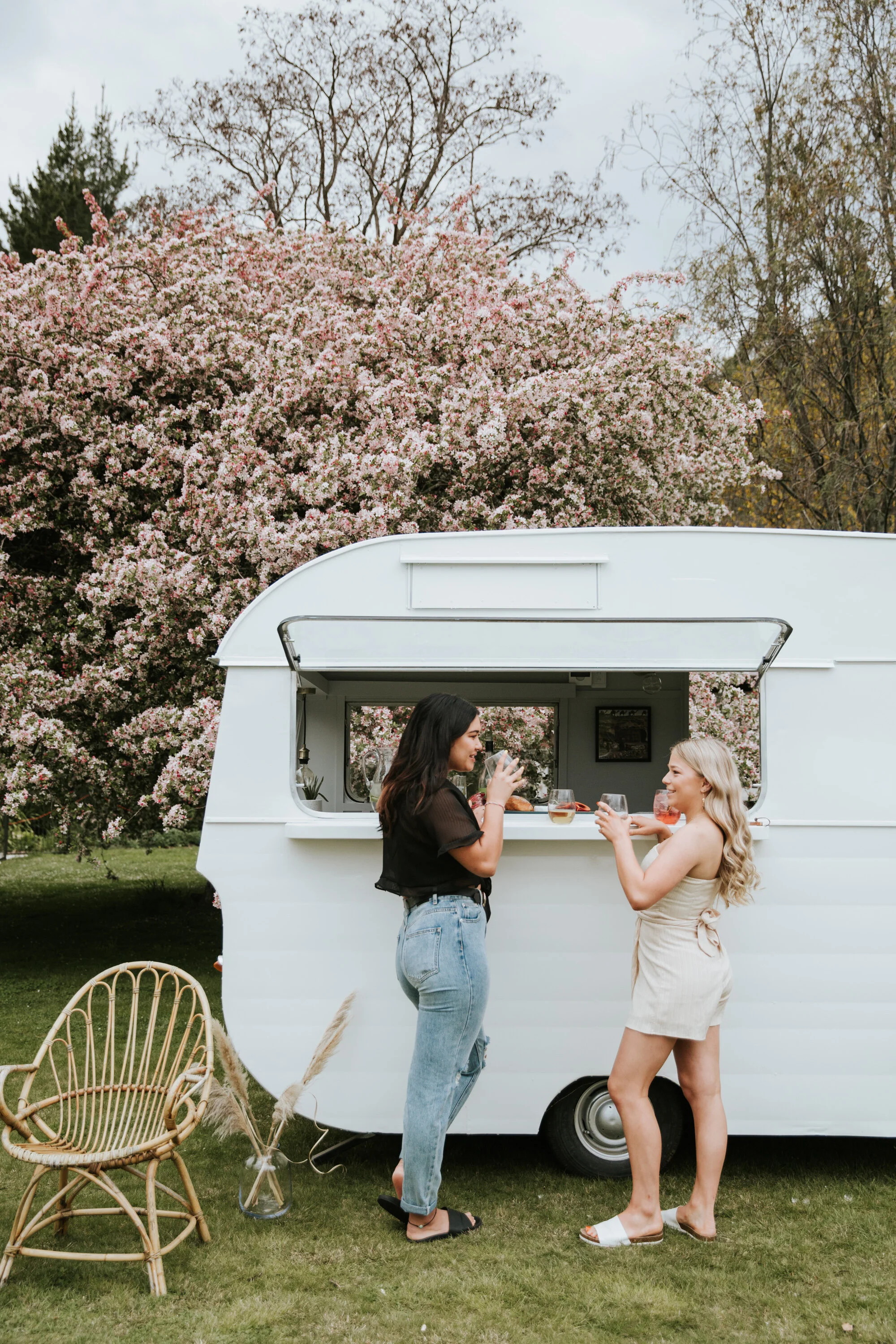 SIP mobile bar / Blenheim / Marlborough / Mobile Bar hire / 