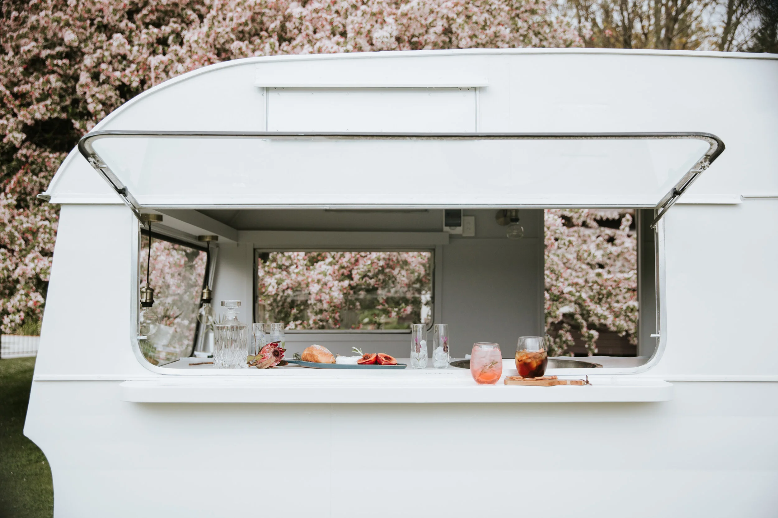 SIP mobile bar / Blenheim / Marlborough / Mobile Bar hire / 