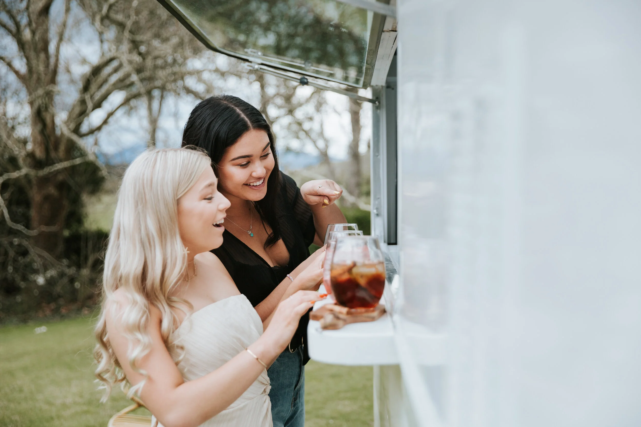 SIP mobile bar / Blenheim / Marlborough / Mobile Bar hire / 