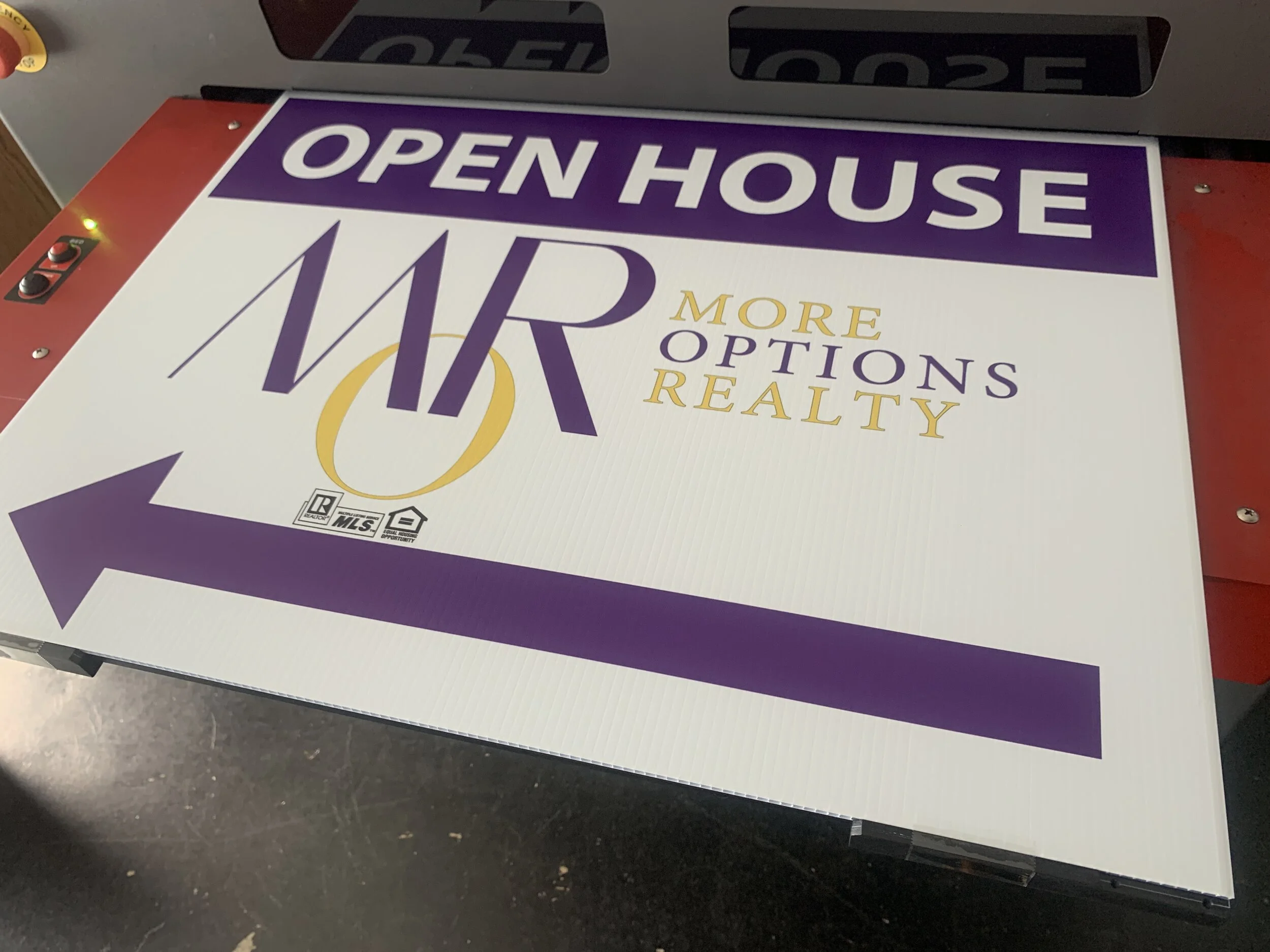 Signs 101: Guide To Custom Yard Signs