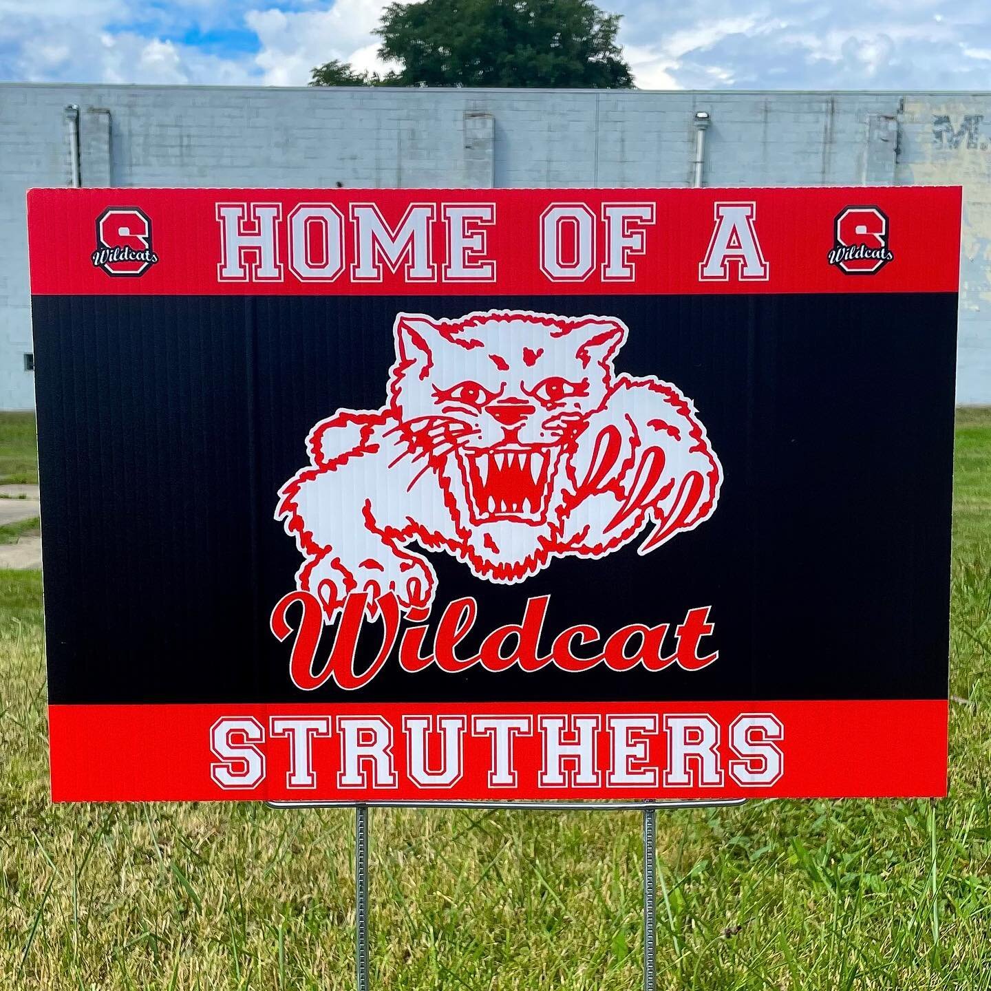 School spirit yard signs for Struthers City Schools! #gowildcats 🐾