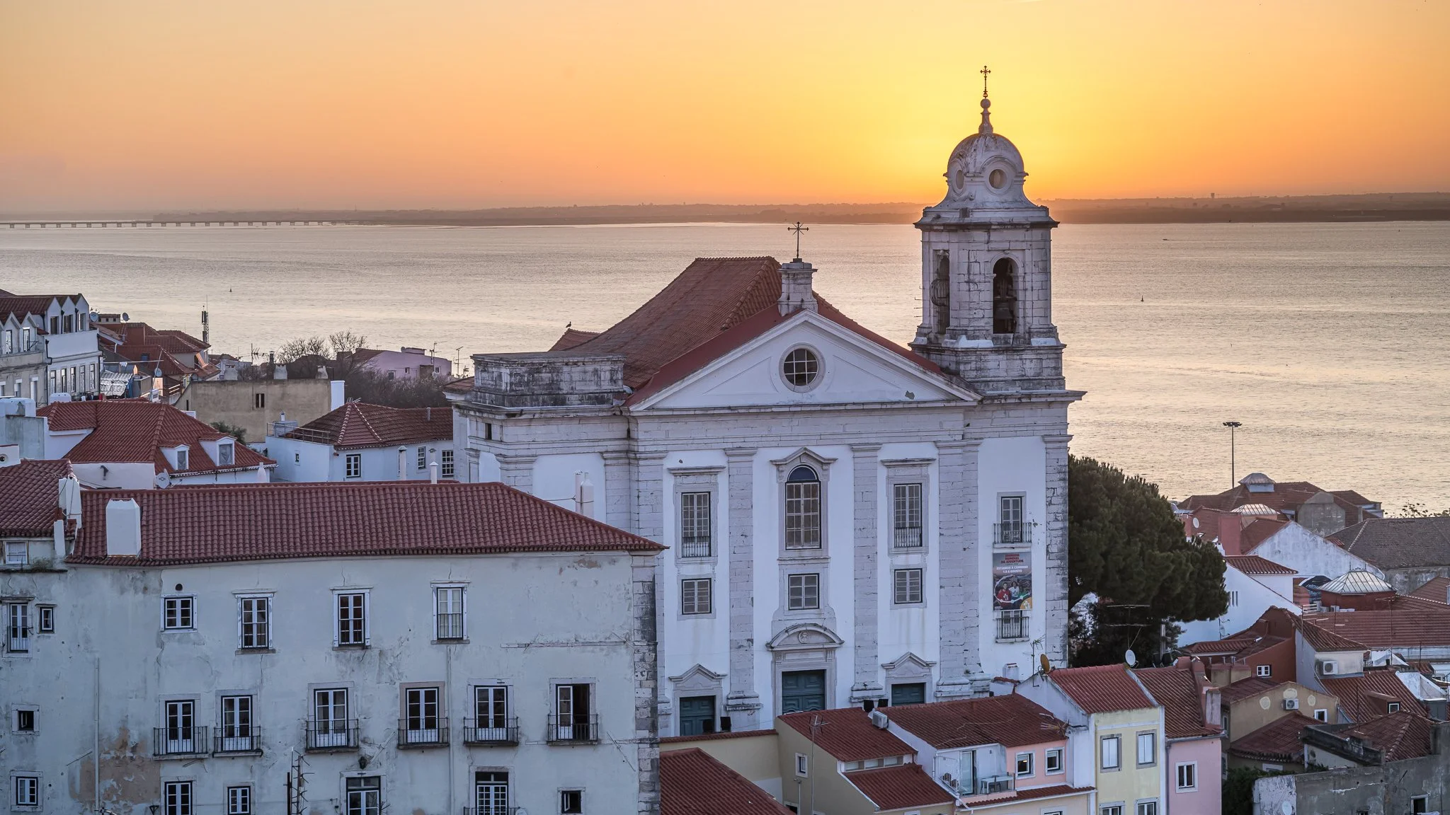 Miradouro das Portas do Sol-4.jpg