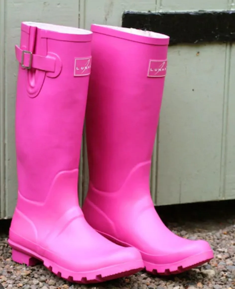 Pink Wellington boots