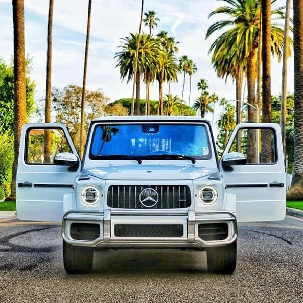 G63 AMG is always a good idea! With 577hp and 627lb ft of torque, will wipe out your Monday blues in less then 4.4 secs 😎 #amg #motivationmonday #g63  #livelife #beverlyhills