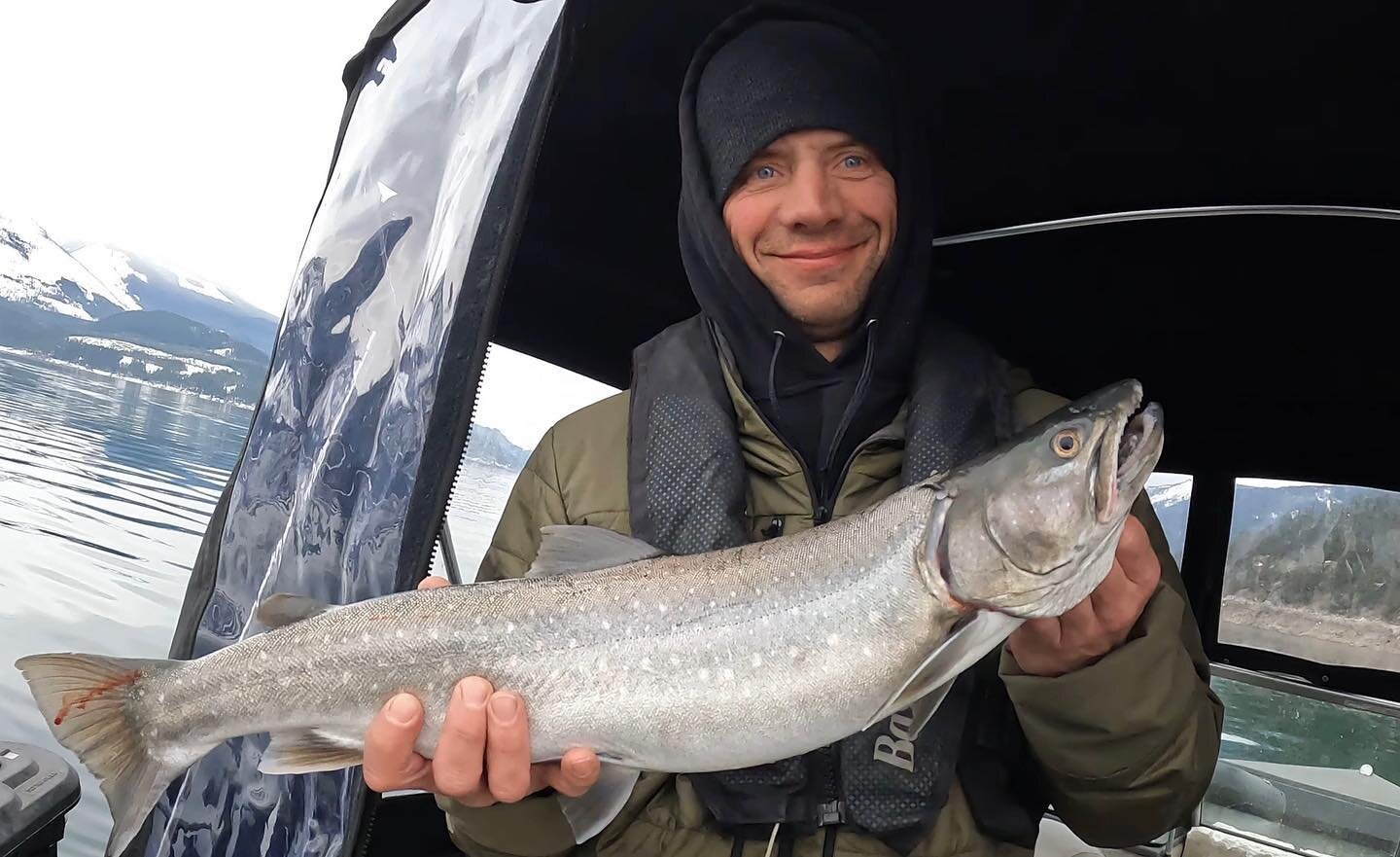 Happy birthday buddy it&rsquo;s been a few years since we caught a good one. Good way to start a new trip around the sun! #birtday #bulltrout #bulltroutfishing #lakefishing #seerevelstoke #kootrocks #revelstoked #getoutside #uglystick #fishinatorlure