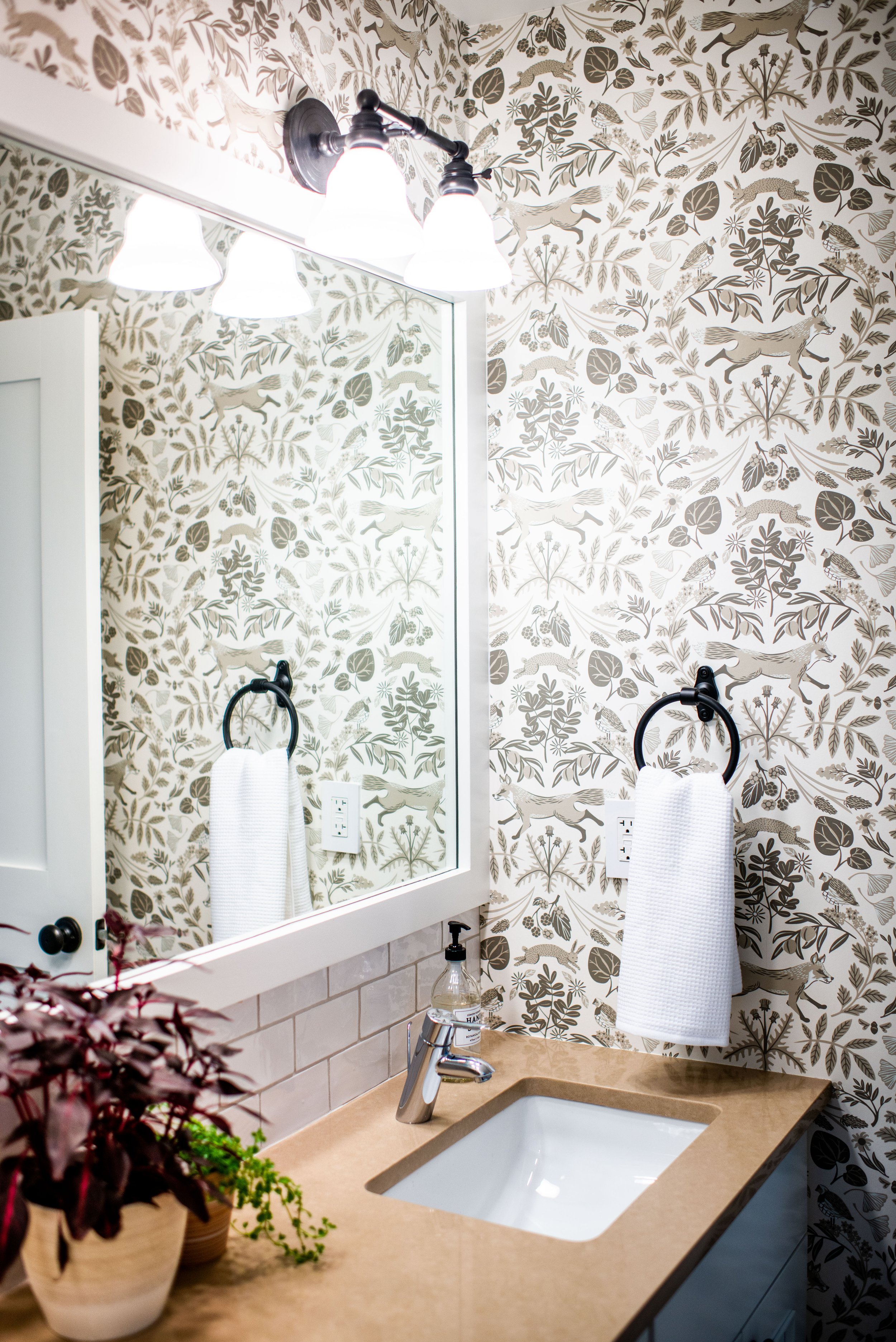 Bathroom Wallpaper.jpg