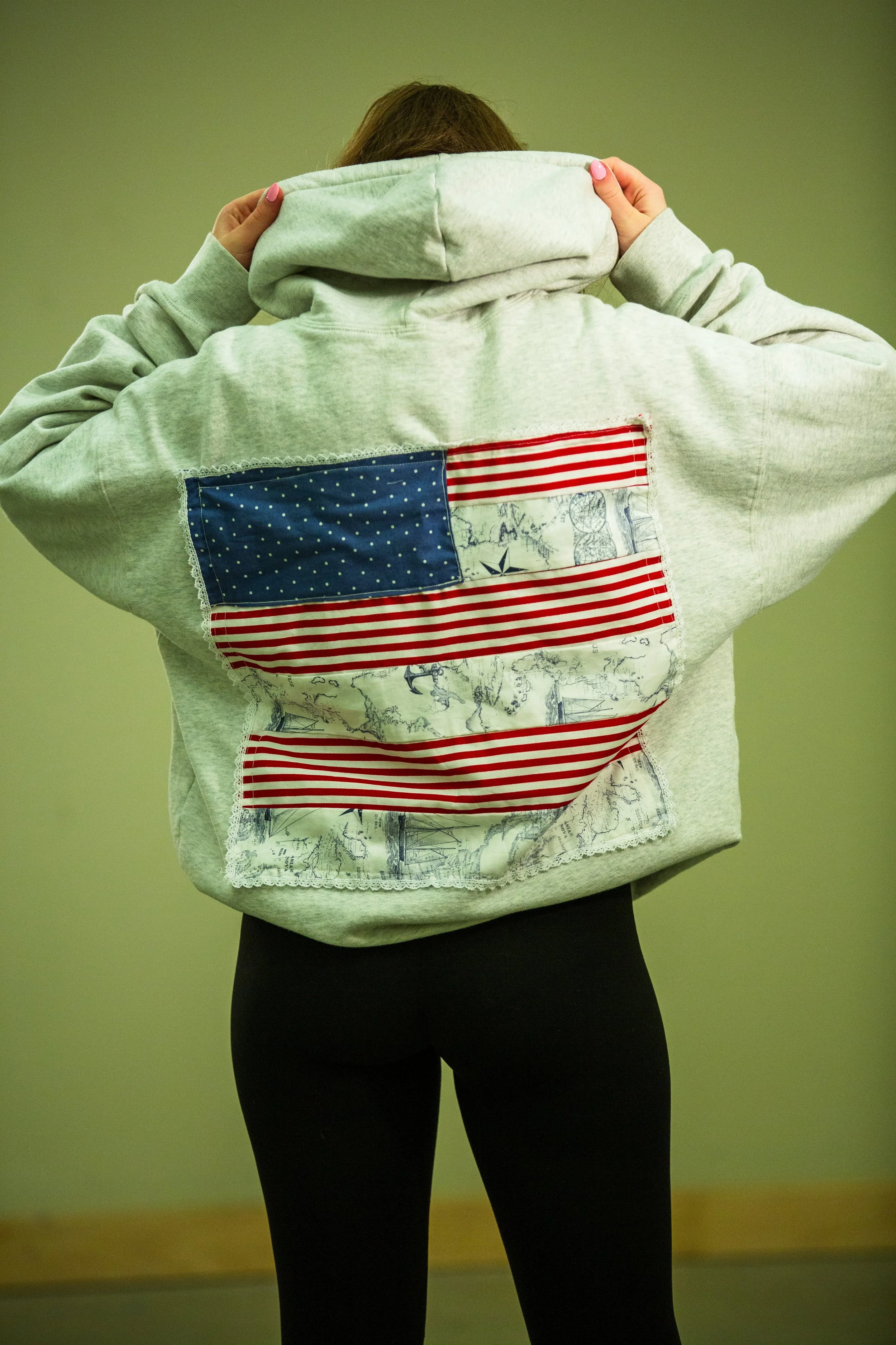 Sweatshirt-3.jpg