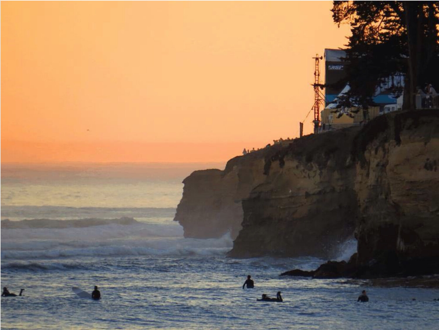 SurfContest_SantaCruz.jpg