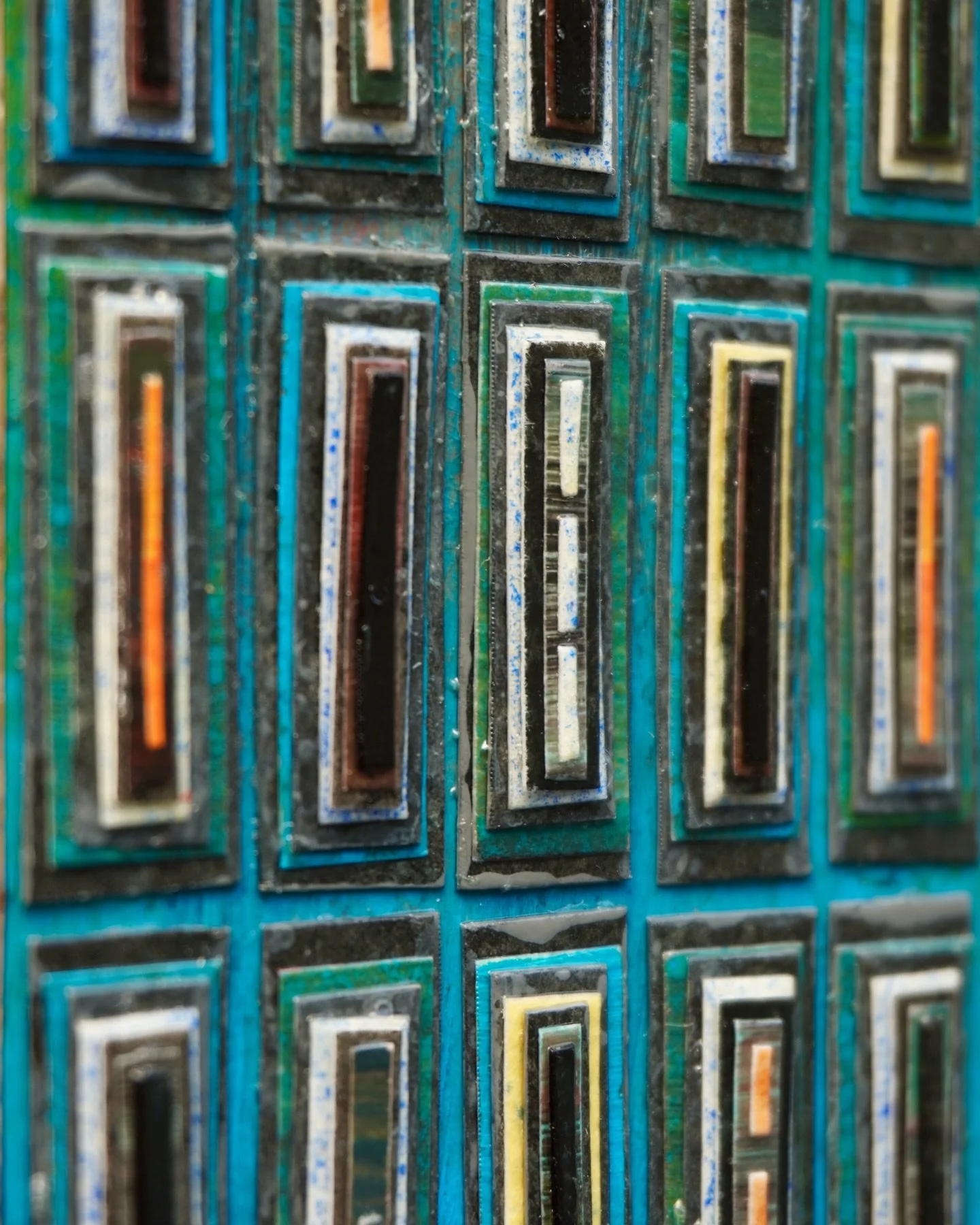 [][][][][]_Miniature Study,,..

This study is 9,7 by 6 cm. Layers of acrylic, watercolor, black marker, grey lacquer on the edges of the black pieces, uneven edges to make it less static and little specks of dust included.

It&rsquo;s not perfect, bu