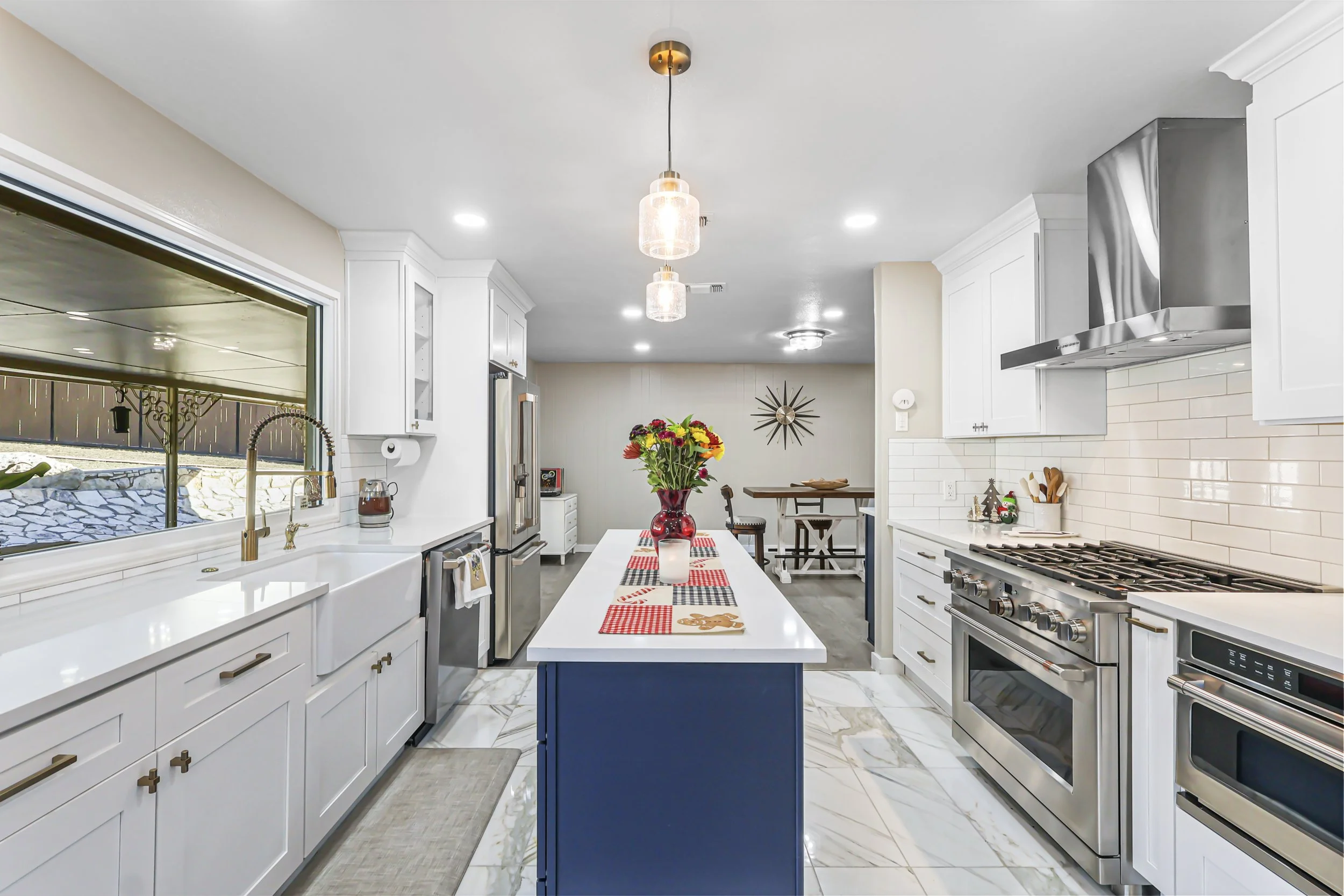 3779 Shady Hollow Ln 