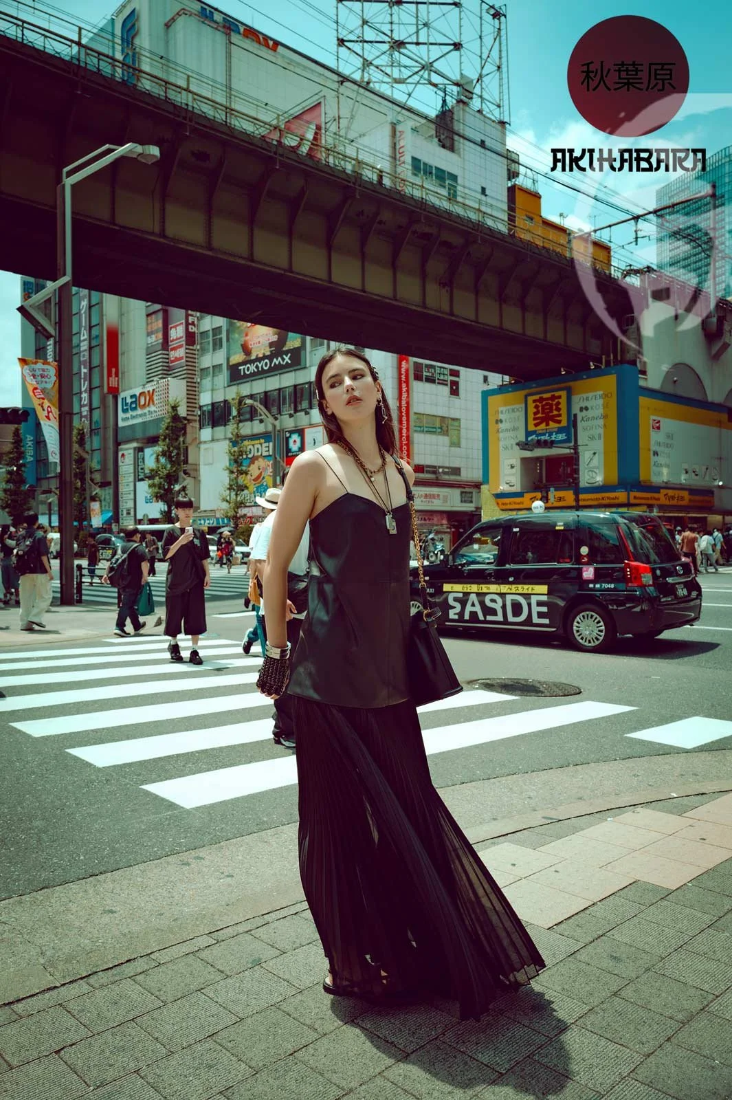 04-tokyo-japan-fashion-shoot-helena-raju-commercial.jpg
