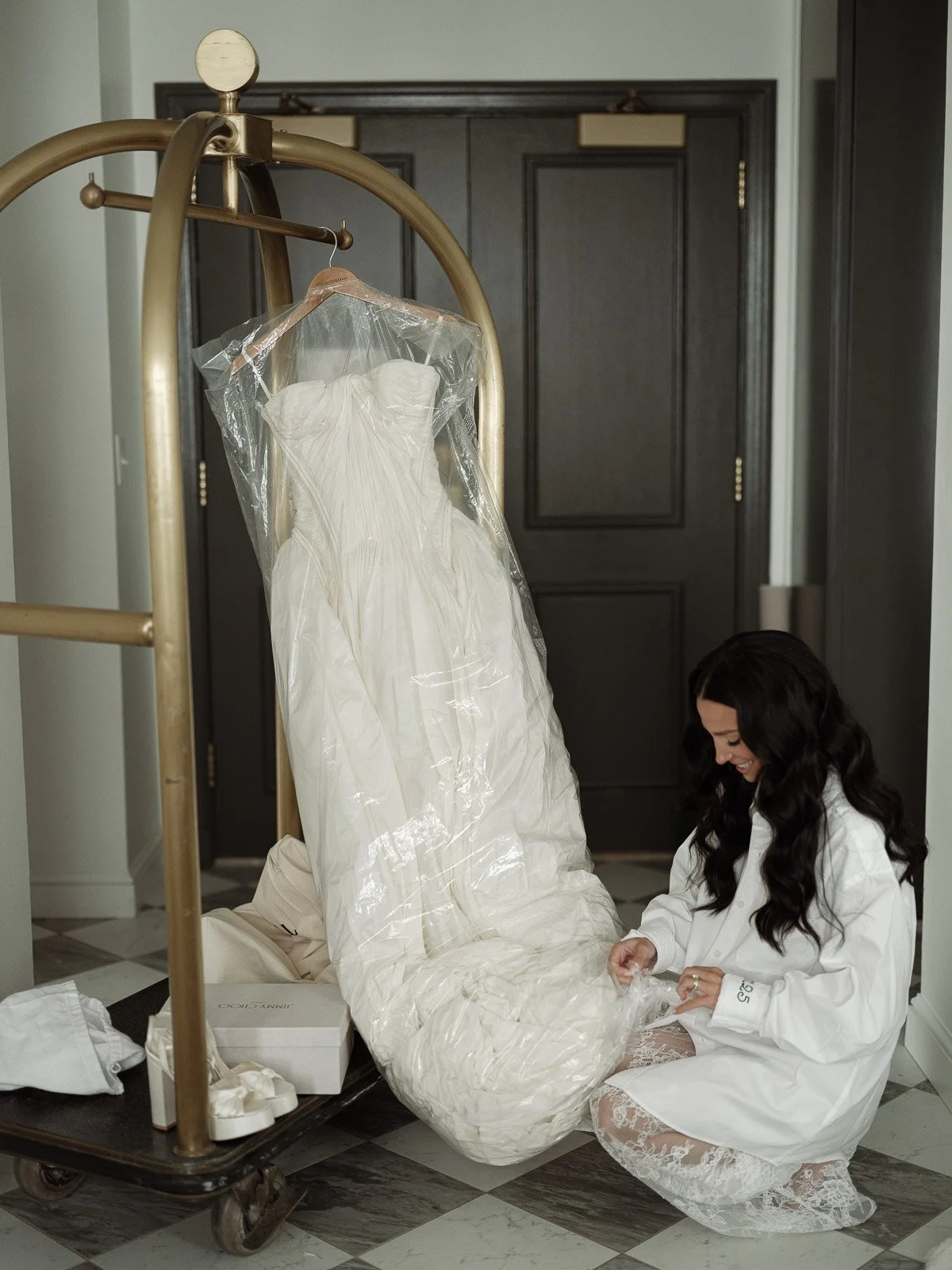 hotel-du-pont-delaware-wedding-editorial-new-york-fashion-bride-helena-raju-philadelphia-photographer-12.jpg
