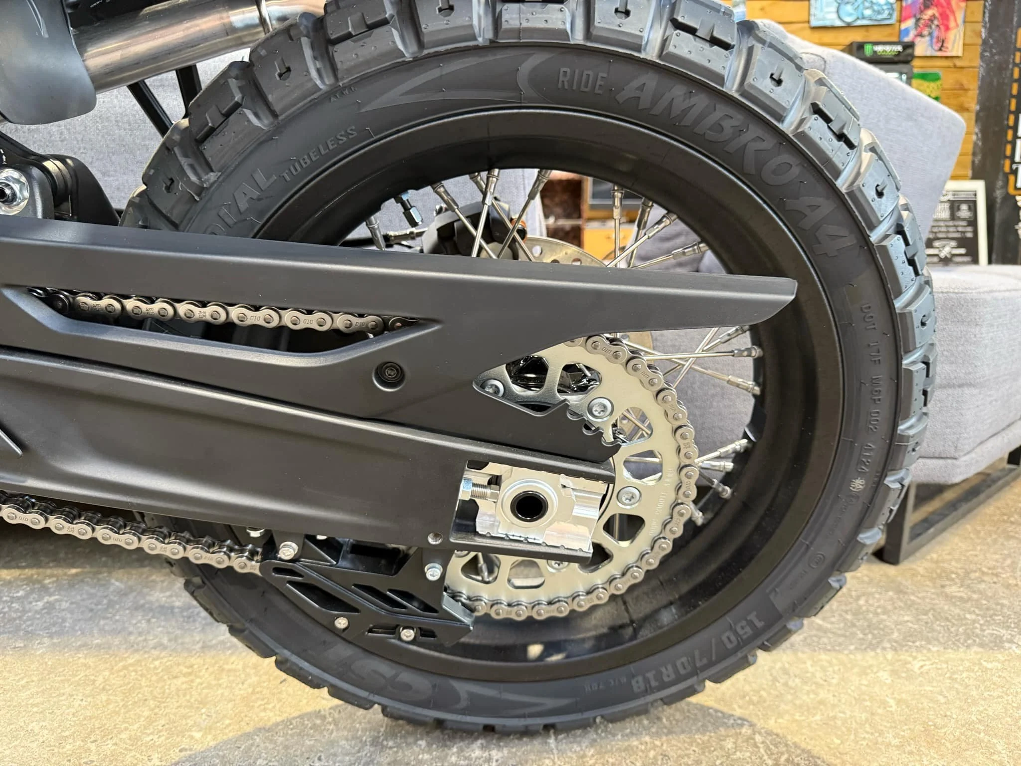 c5e97637-3815-484c-bc1b-4859fb604c64.jpg