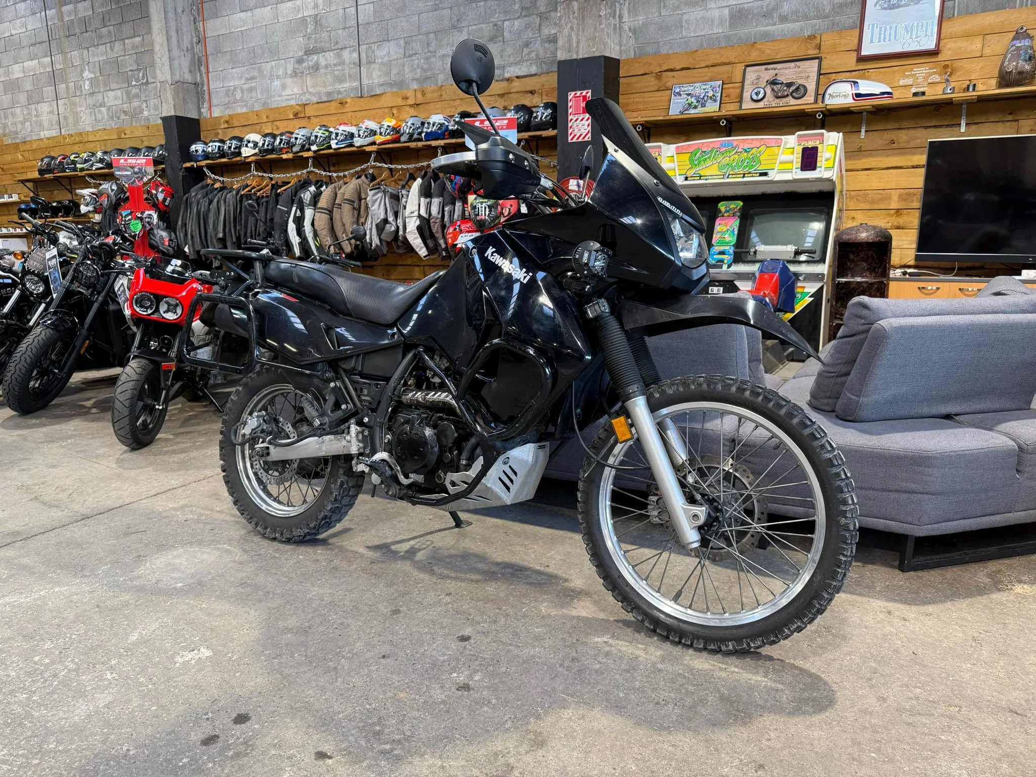 6e1481ef-f268-4687-a9b9-47c065a42859.jpg