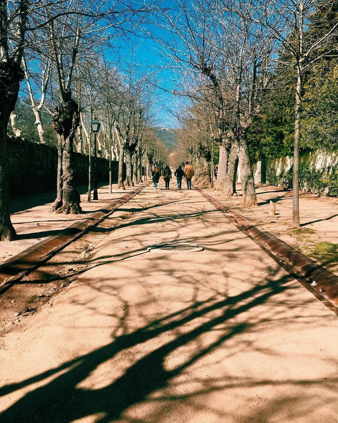 En route to The Royal Site of San Lorenzo de El Escorial 🇪🇸 #architecture #design #travel #elescorial #spain #space