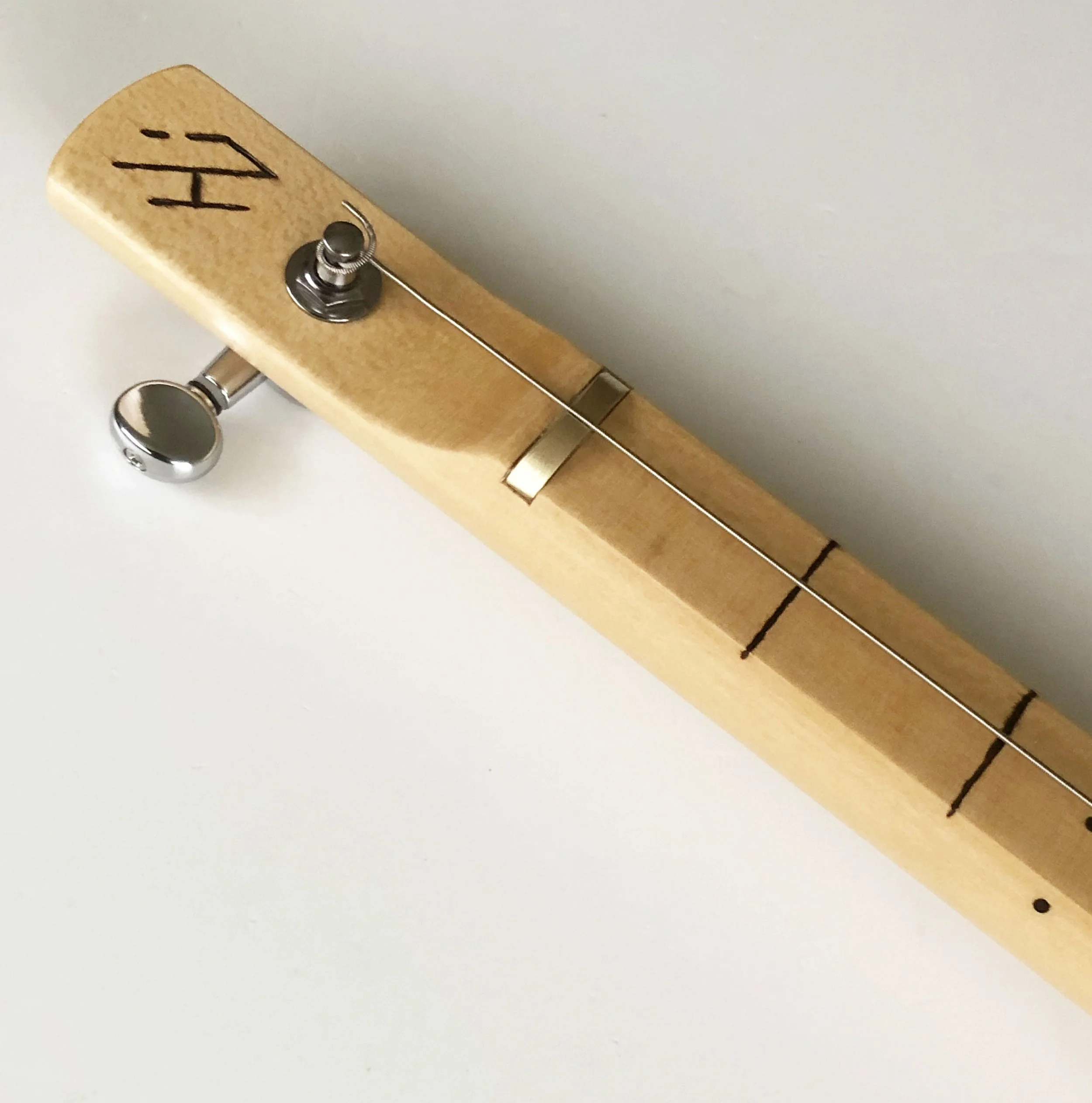 Diddley Bowtar 1c small.JPG