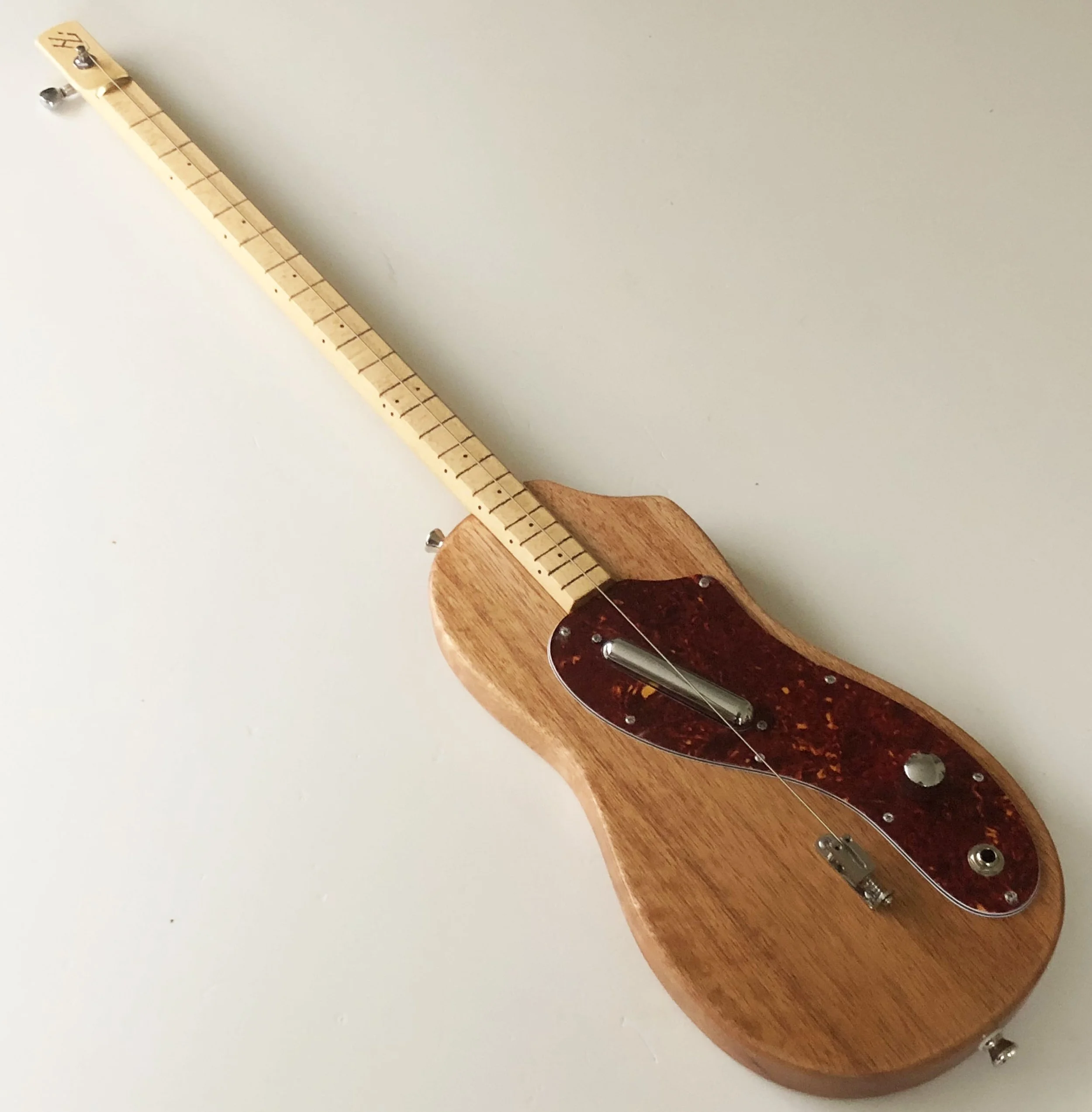 Diddley Bowtar 1d.JPG