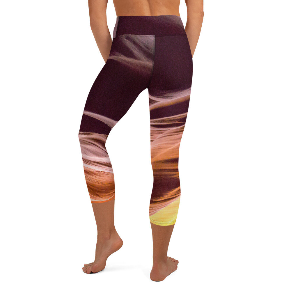 AntelopeCanyon_Capri_Yoga_leggings_mockup_Back_Fitness-Barefoot_White.jpg