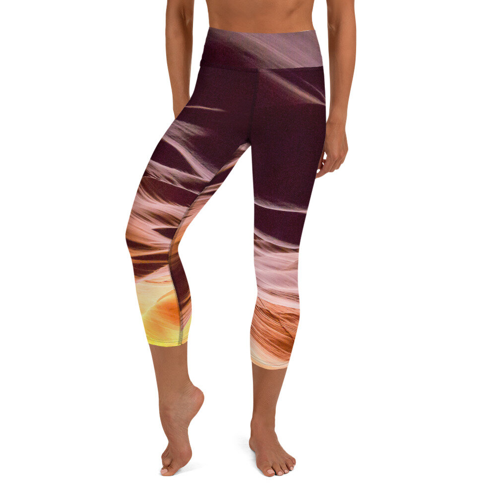 AntelopeCanyon_Capri_Yoga_leggings_mockup_Front_Fitness-Barefoot_White.jpg