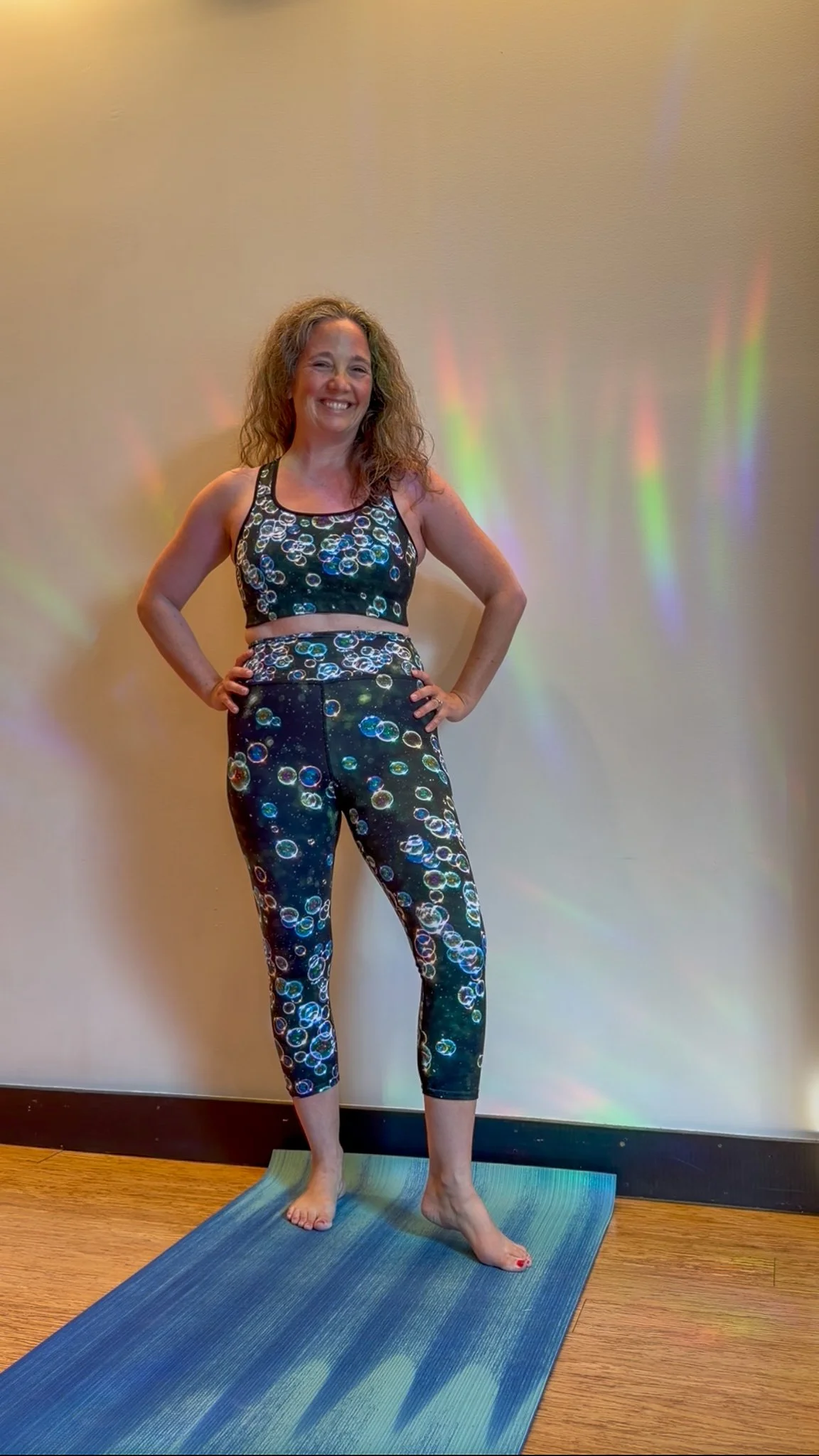 FloatingFun_Bubbles_Capris_IMG_4149_web.jpg