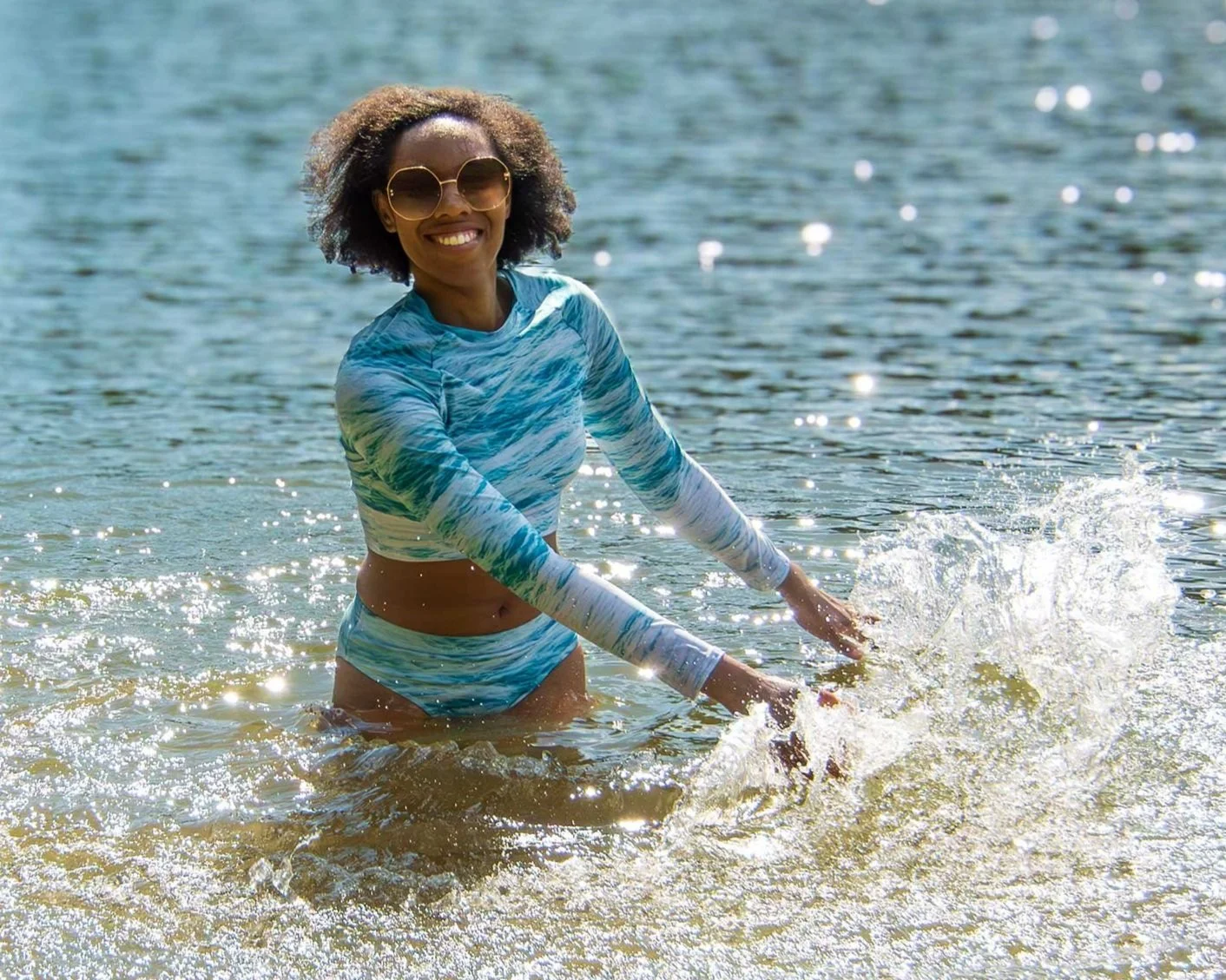 Latisha_OceanWaves_Swim__DSC1341-NR_72_2500_med_web.jpg