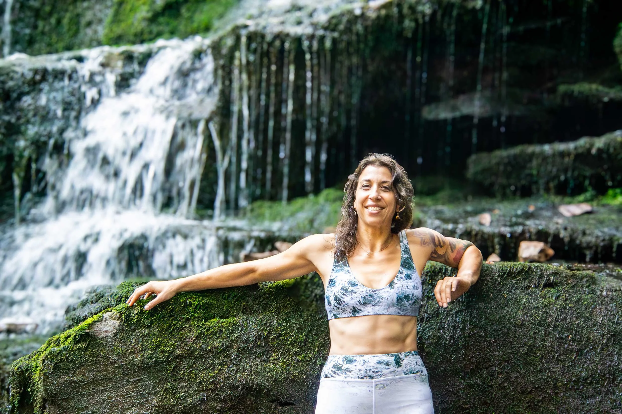 Kristen-Chasing-Waterfalls-recycled-bikini-top-DSC2794_web.jpg