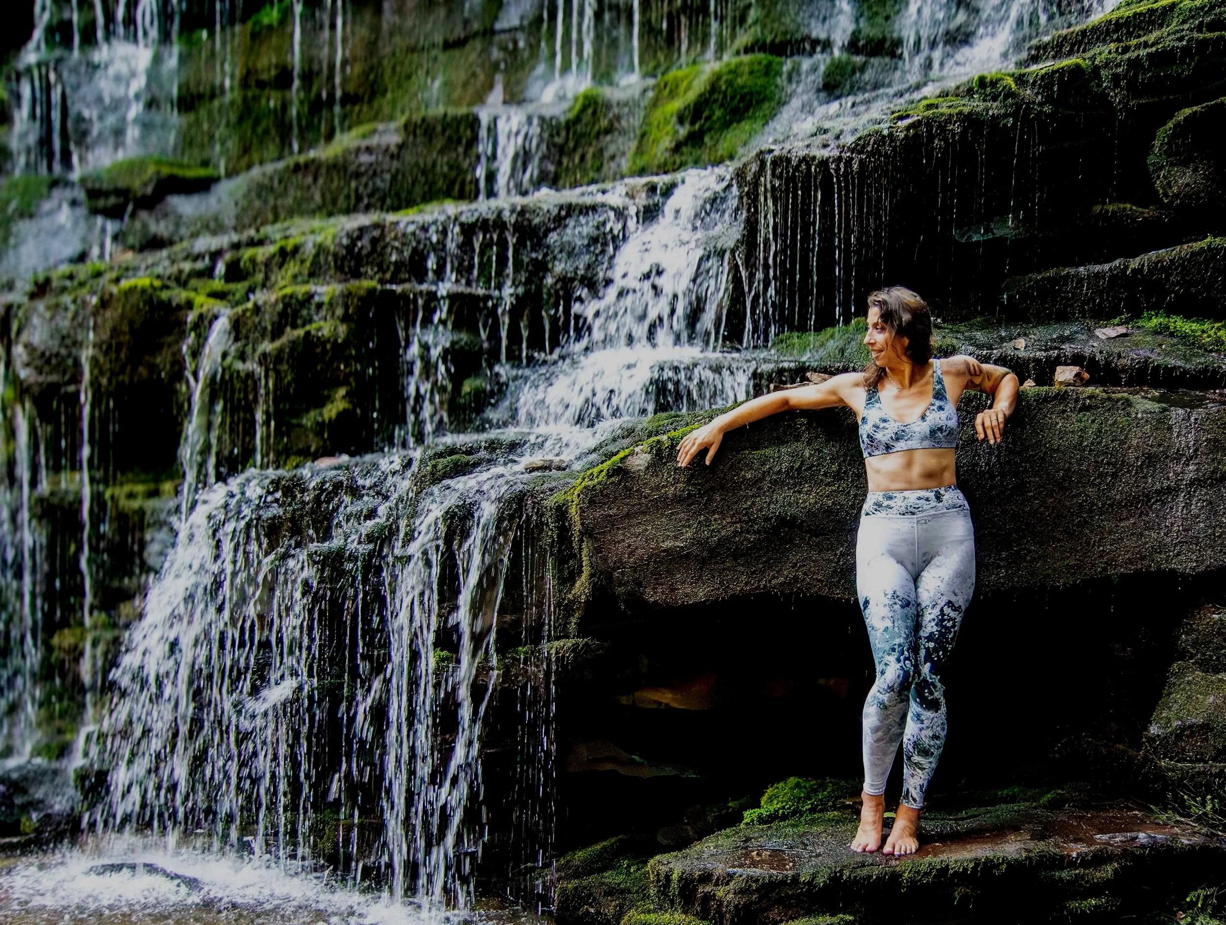 Kristen-ChasingWaterfalls_DSC2799_web.jpg