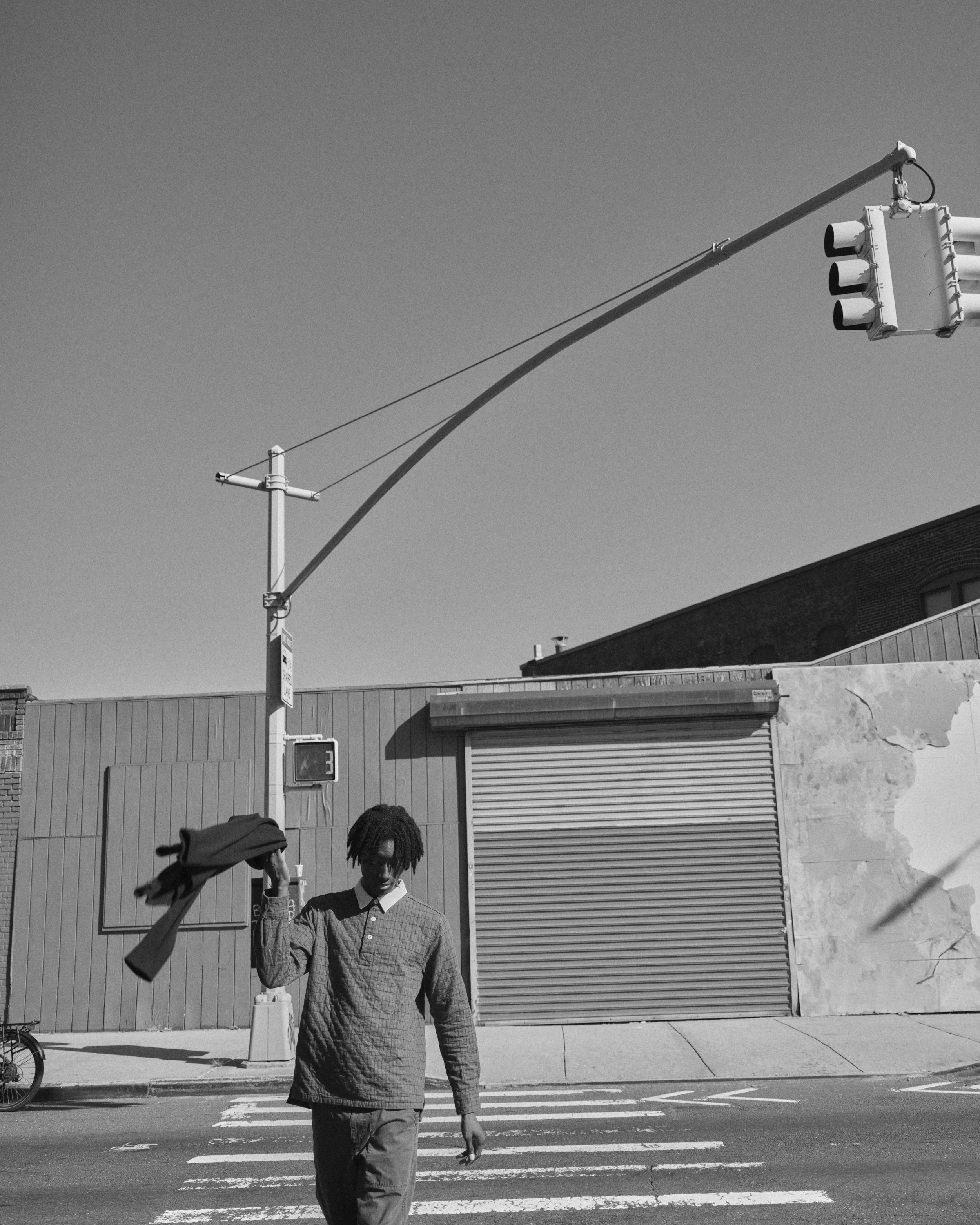 HOL22M_263_R_BW.jpg