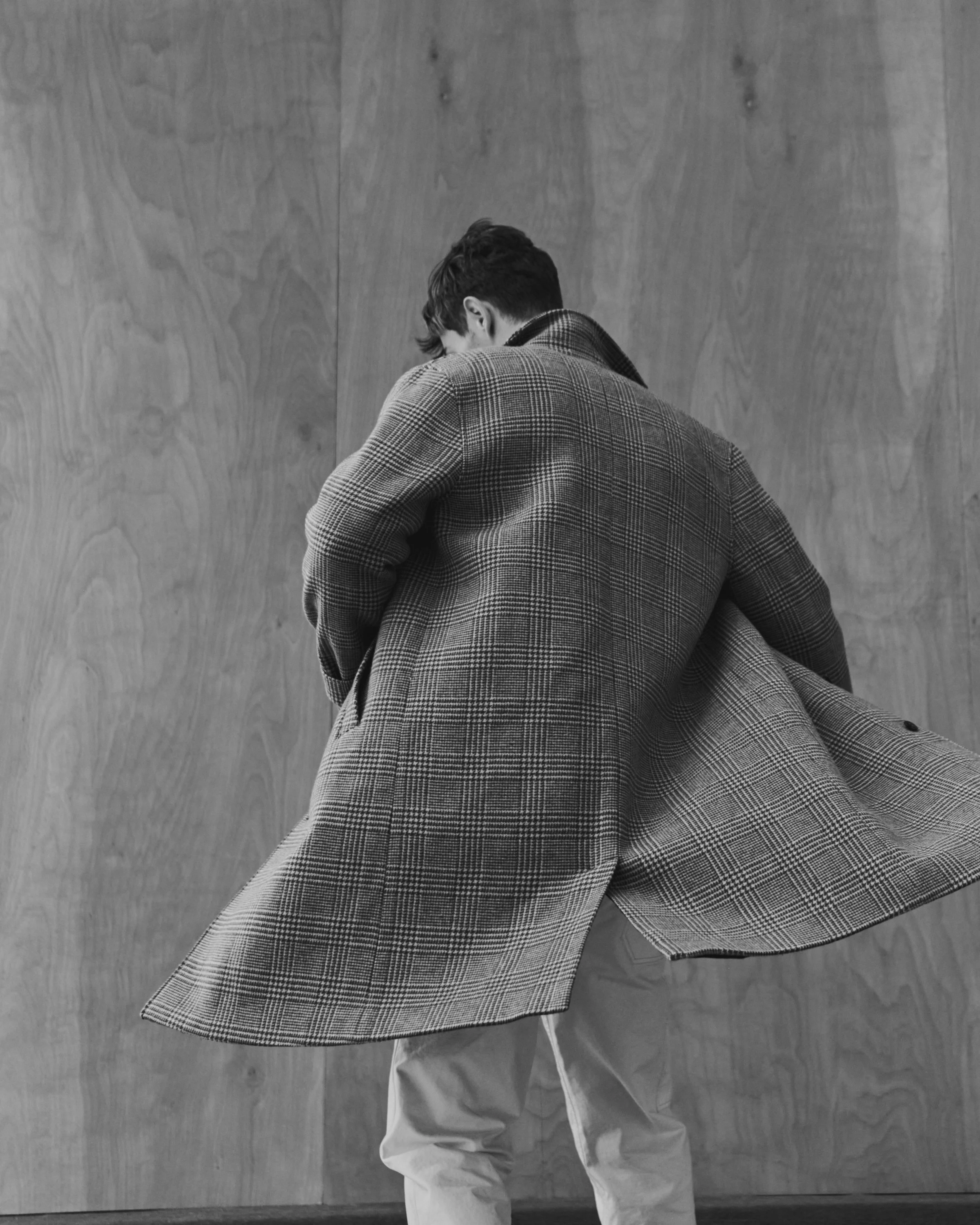 HOL22M_144_E_BW.jpg
